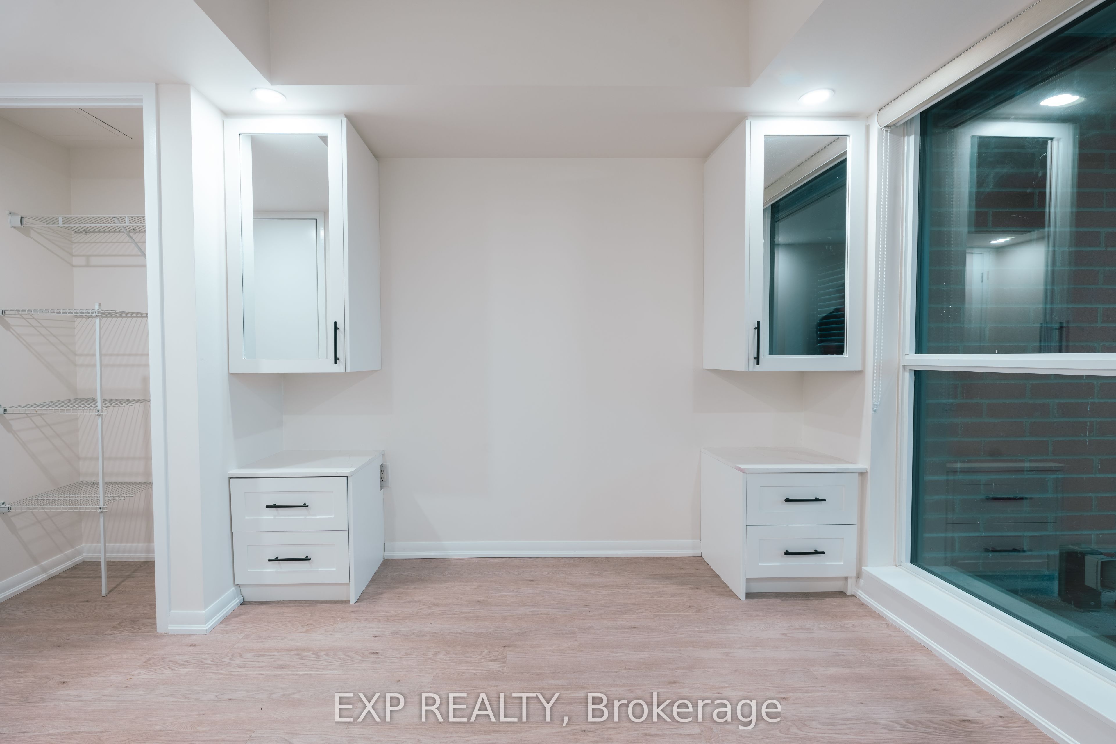 #540 - 830 Lawrence Avenue Property Photo 13