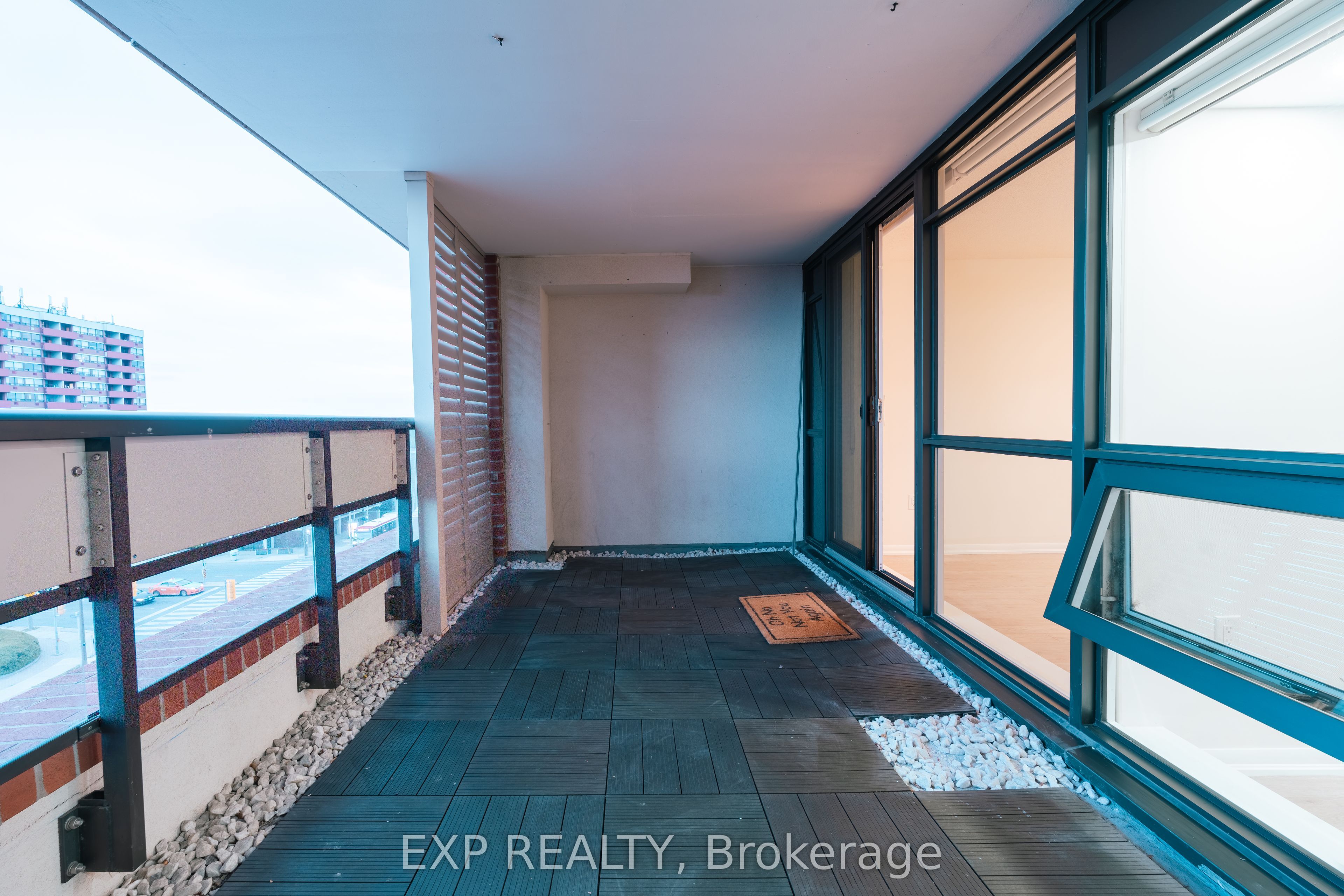 #540 - 830 Lawrence Avenue Property Photo 17