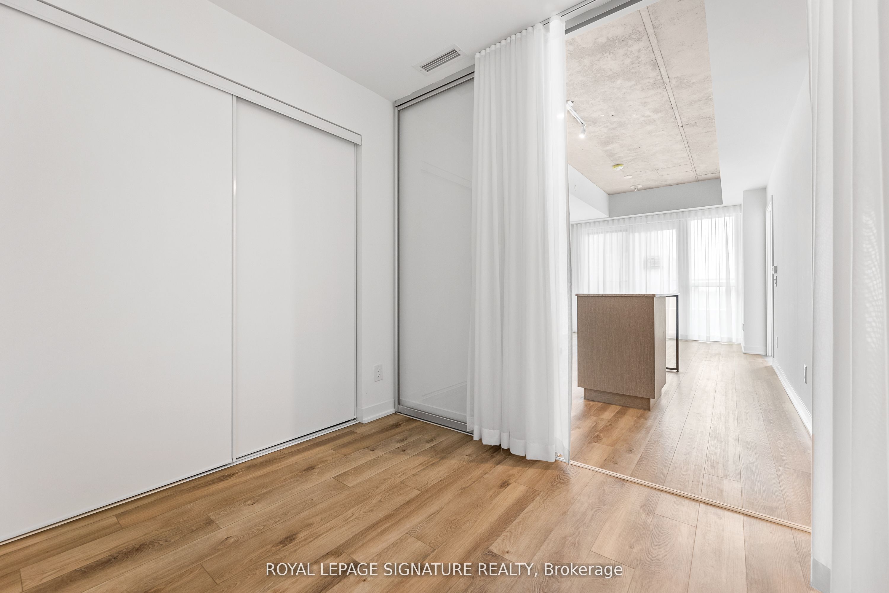 #515 - 1808 St Clair Avenue Property Photo 2
