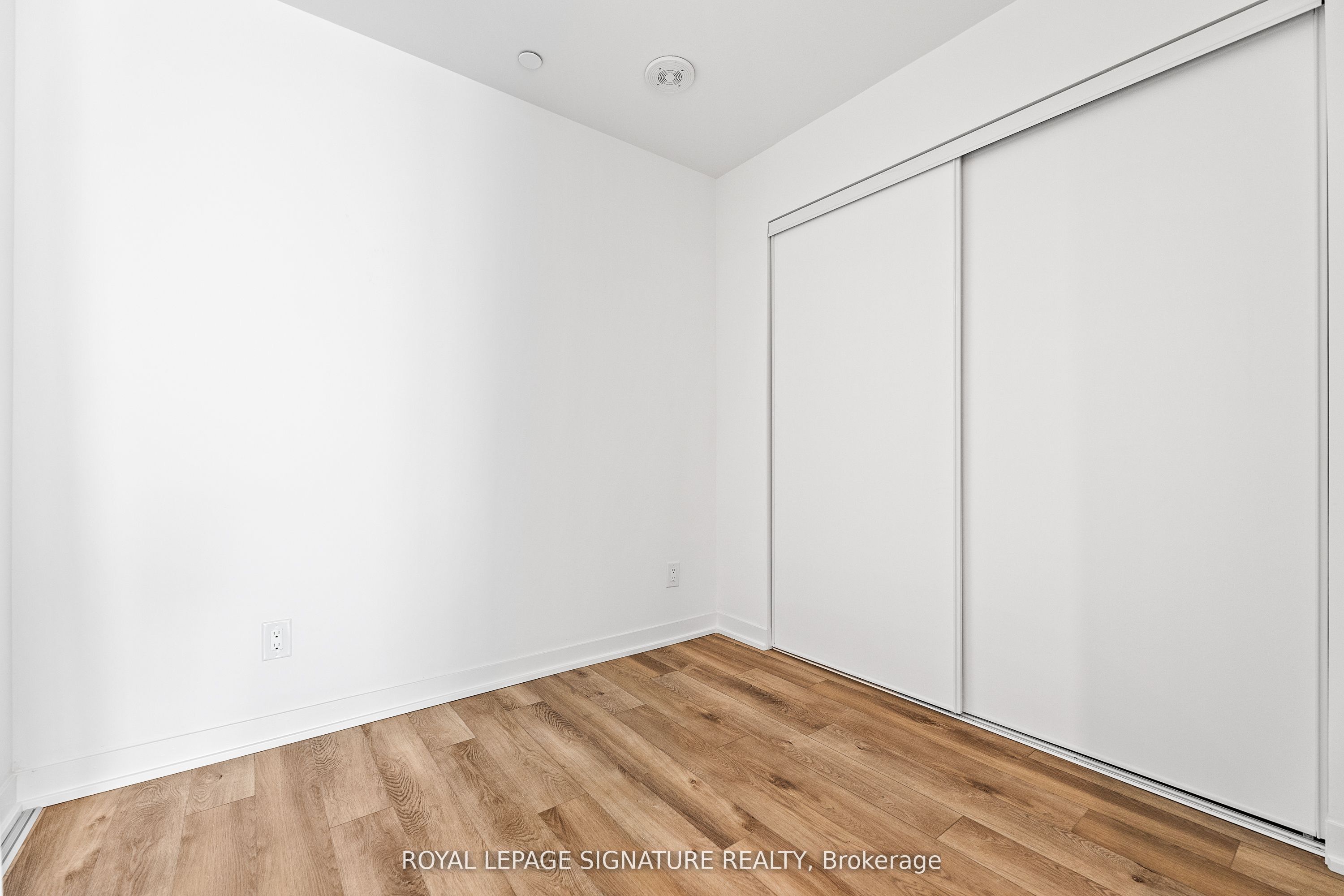 #515 - 1808 St Clair Avenue Property Photo 3