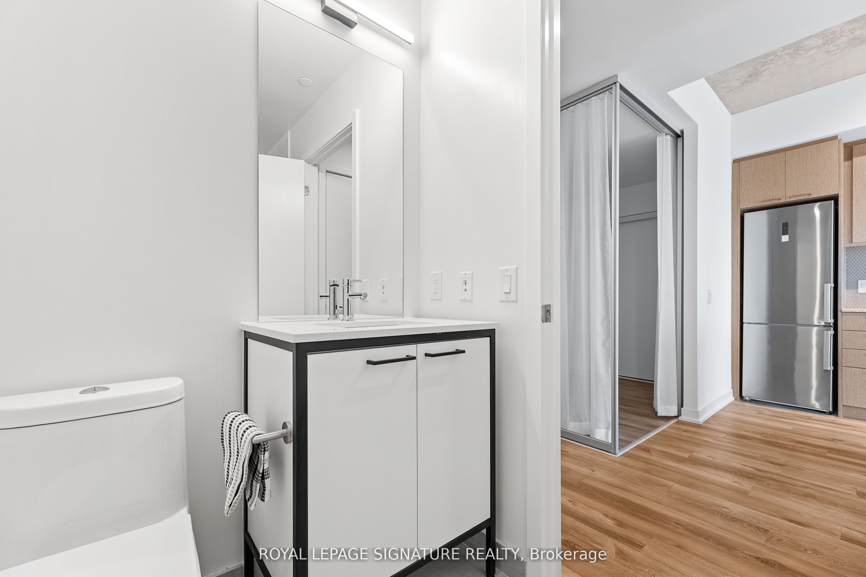 #515 - 1808 St Clair Avenue Property Photo 8