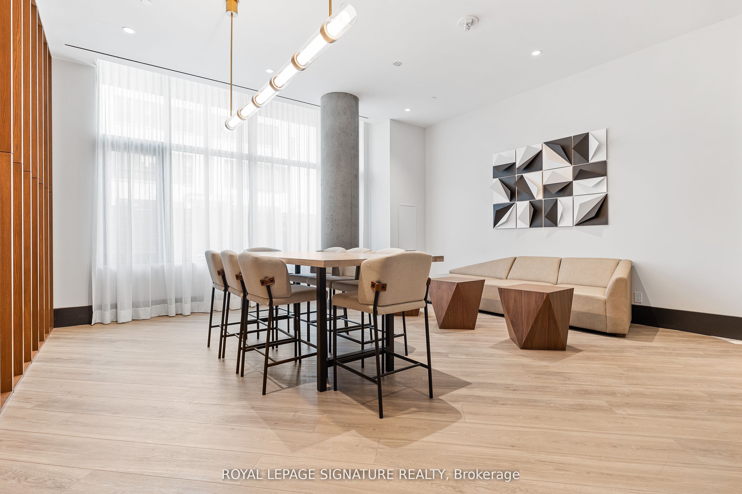 #515 - 1808 St Clair Avenue Property Photo 11