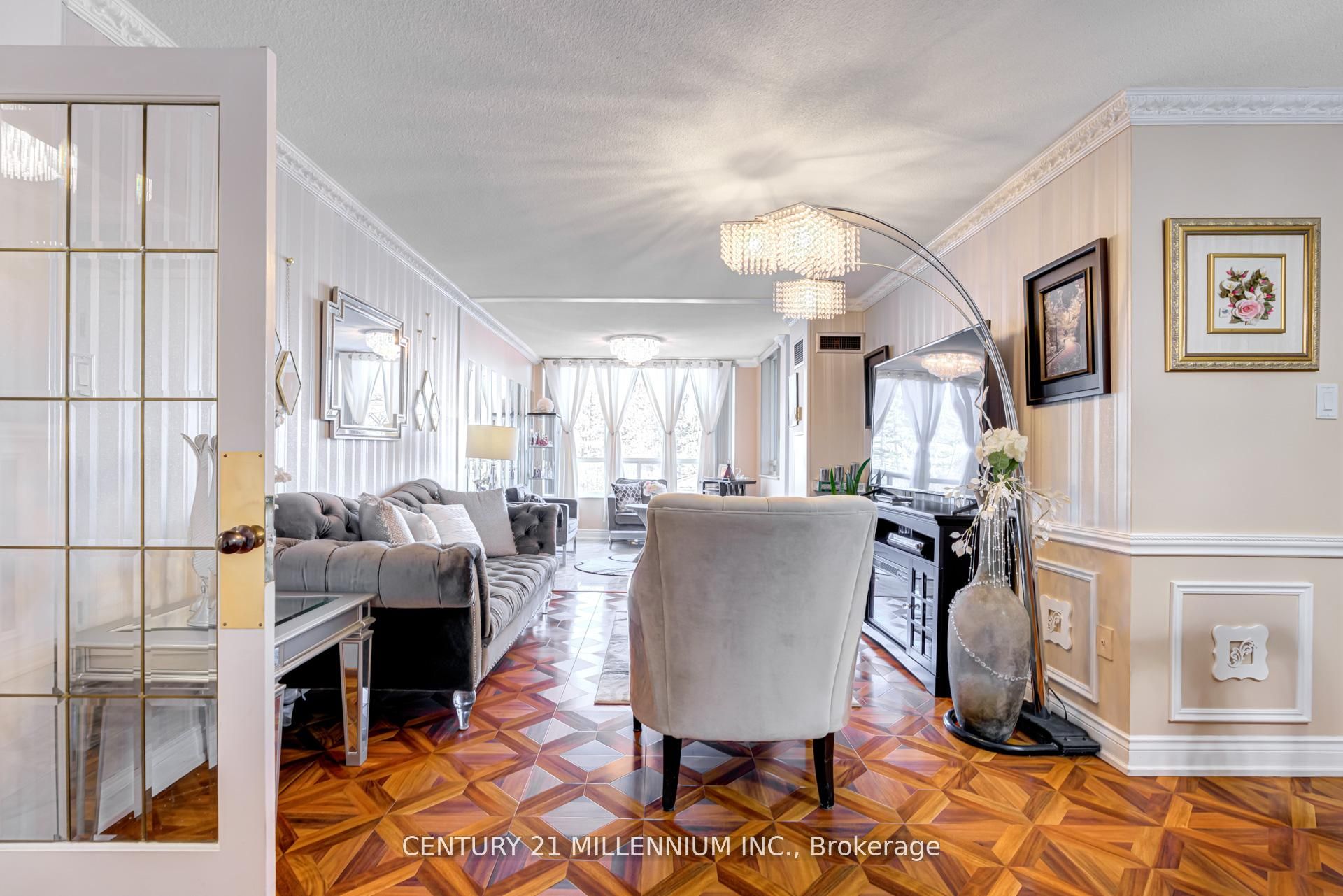 #208 - 20 Cherrytree Drive Property Photo 3