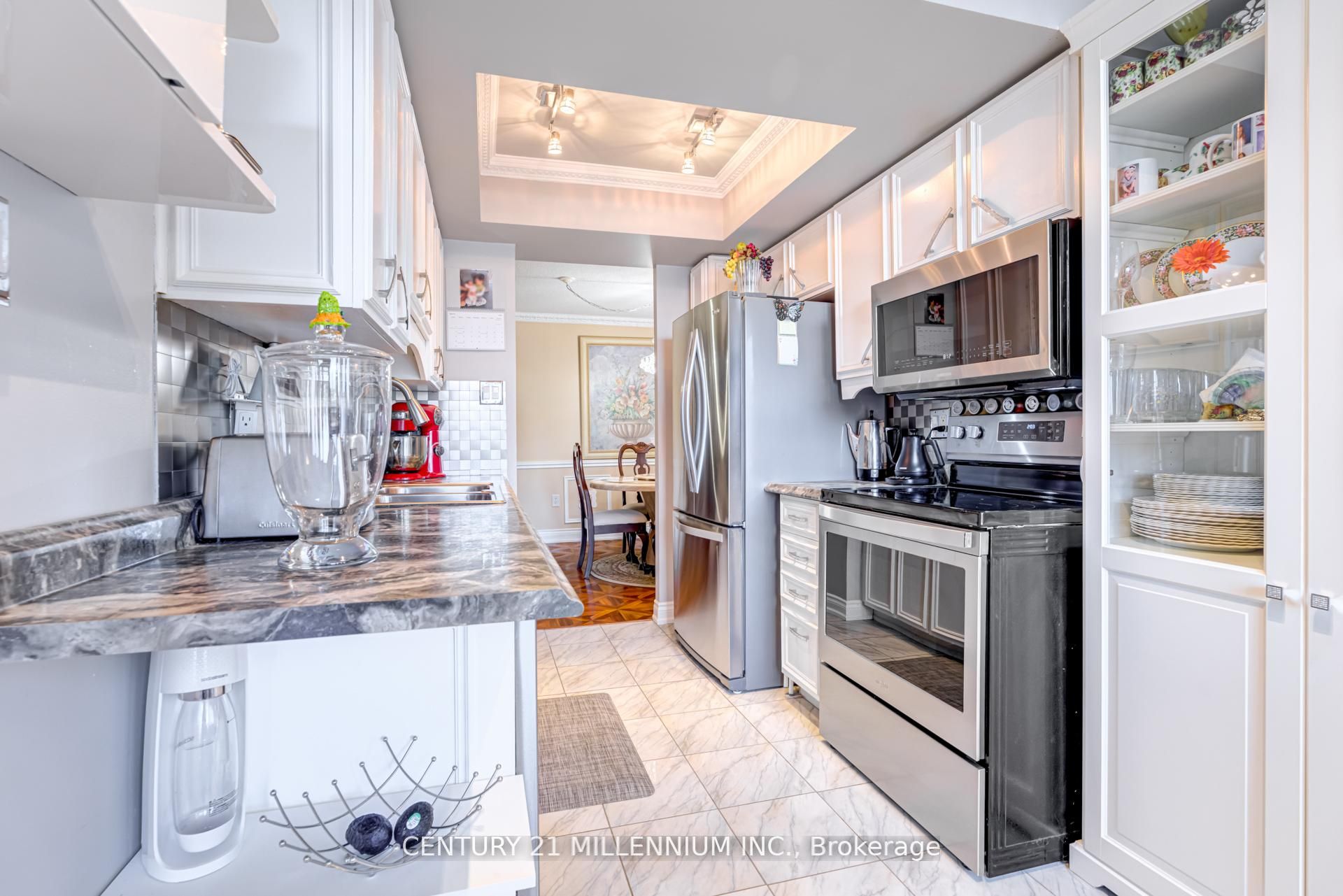 #208 - 20 Cherrytree Drive Property Photo 8
