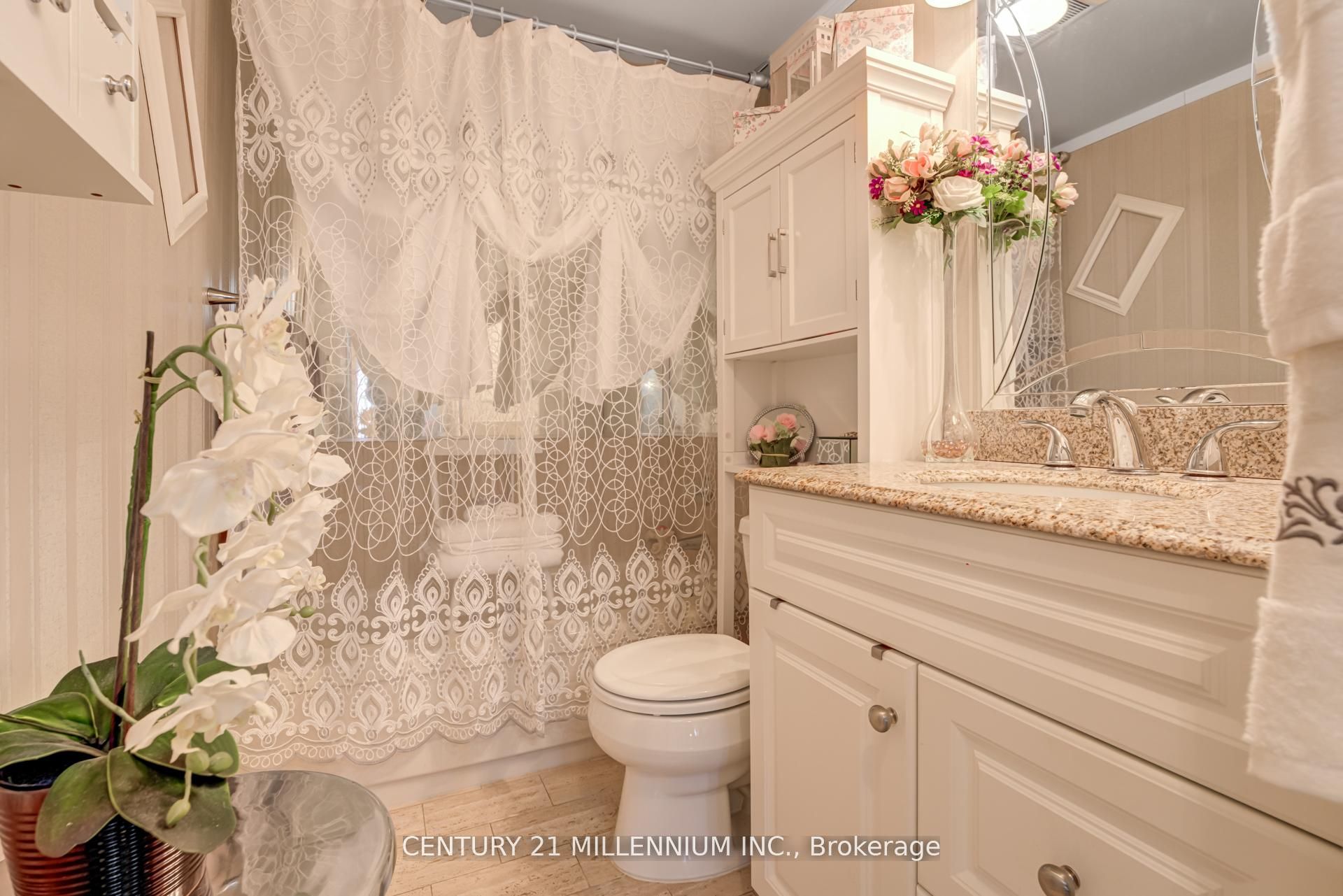 #208 - 20 Cherrytree Drive Property Photo 12