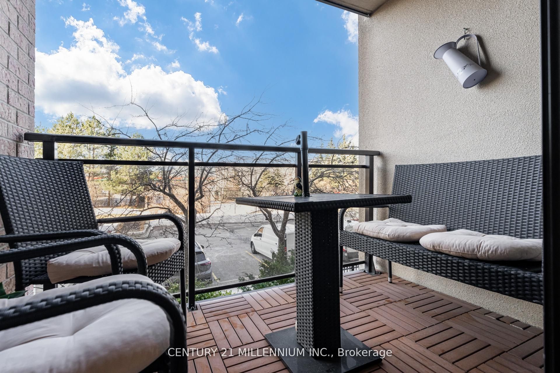 #208 - 20 Cherrytree Drive Property Photo 15