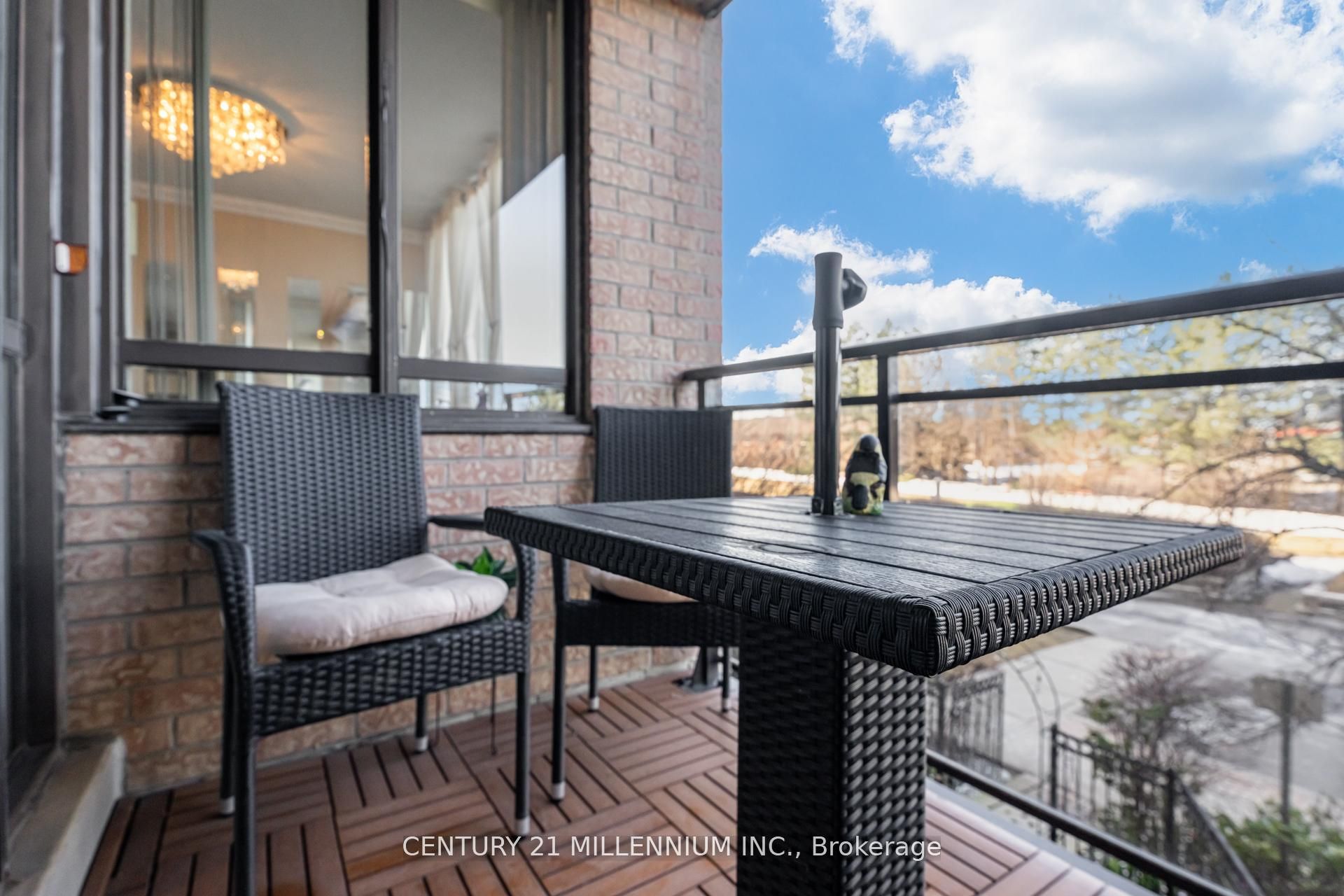 #208 - 20 Cherrytree Drive Property Photo 16