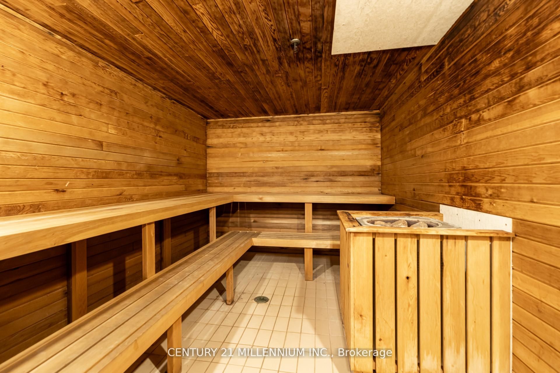 #208 - 20 Cherrytree Drive Property Photo 20