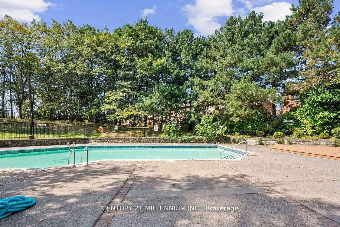 #208 - 20 Cherrytree Drive Property Photo 27