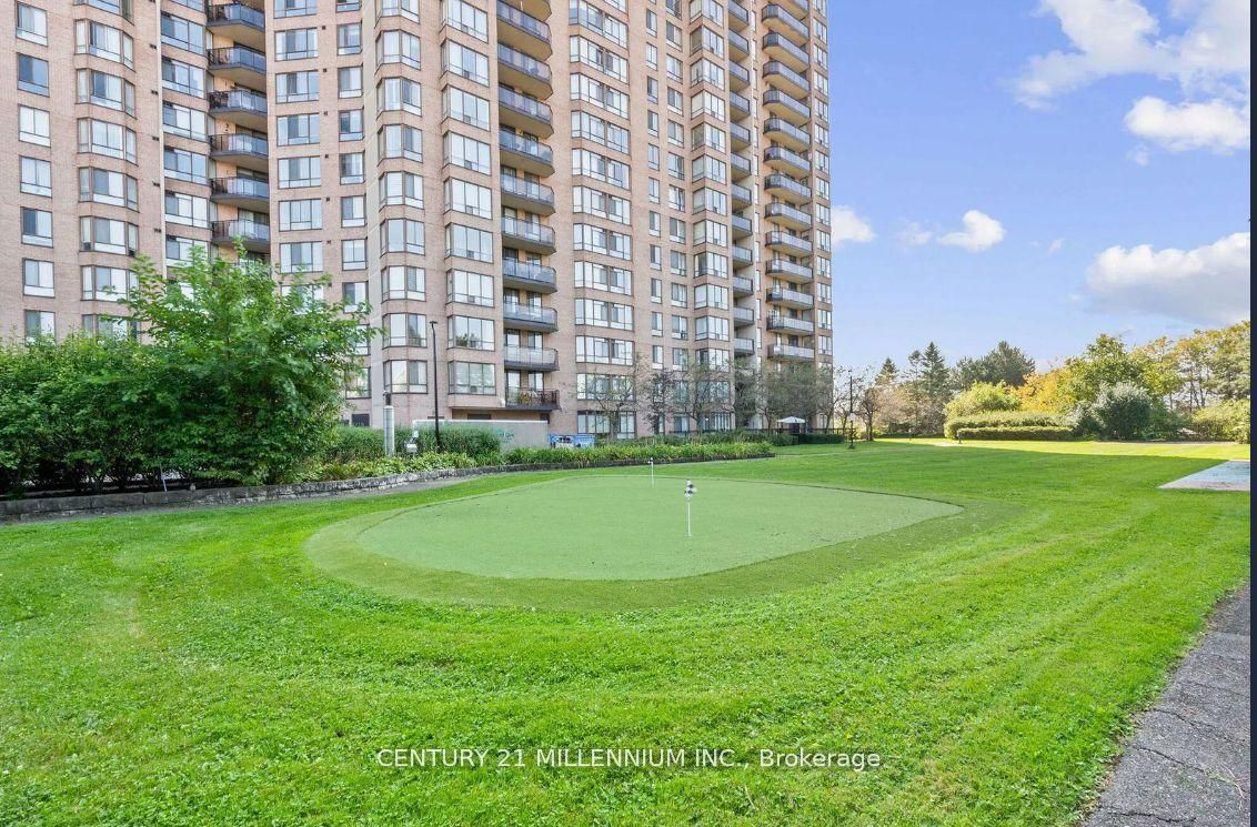 #208 - 20 Cherrytree Drive Property Photo 28