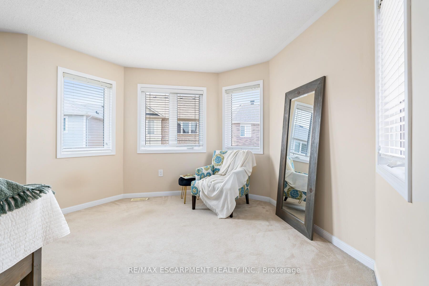 343 Wettlaufer Terrace Property Photo 27