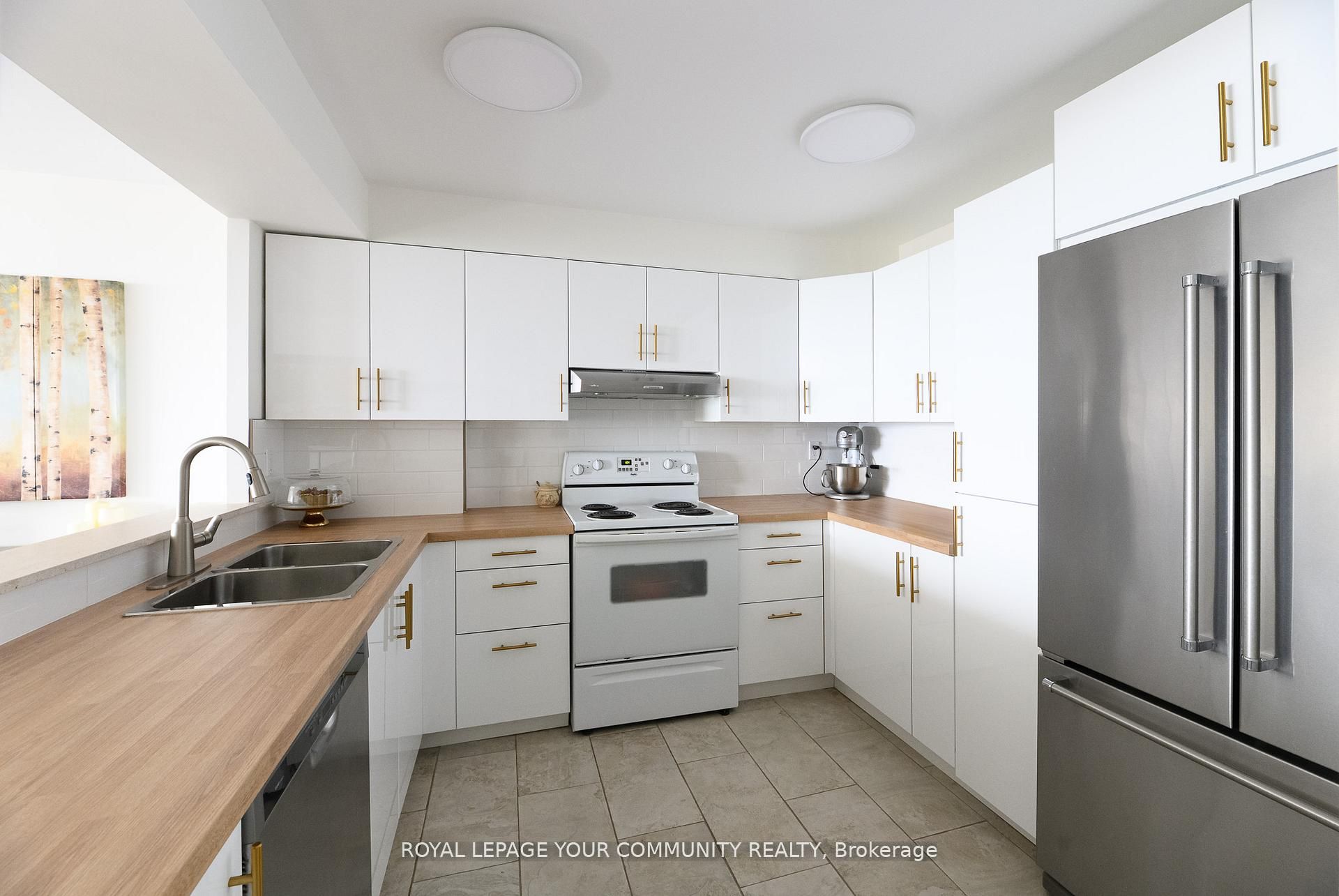 #1608 - 3845 Lake Shore Boulevard Property Photo 12