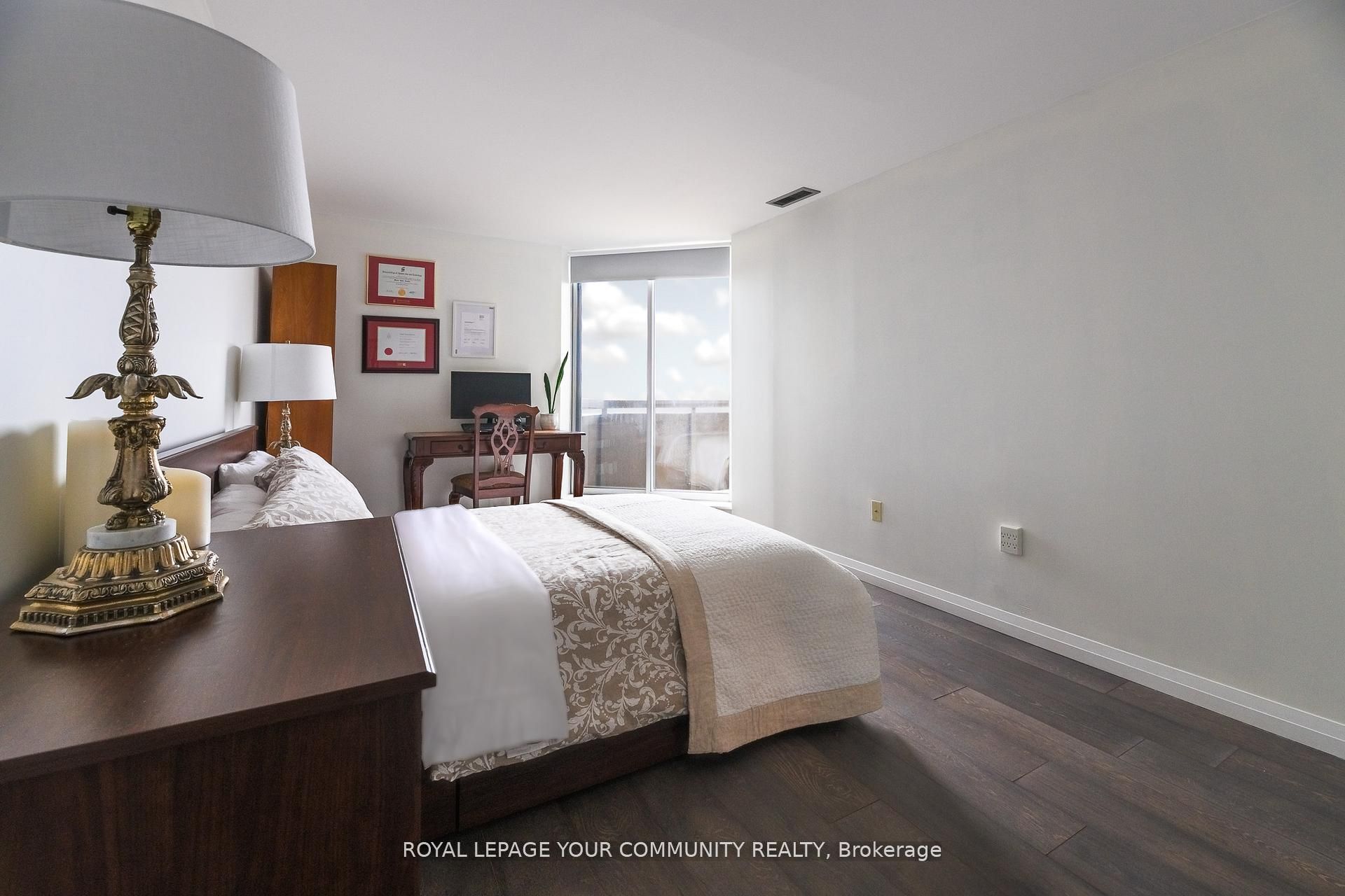 #1608 - 3845 Lake Shore Boulevard Property Photo 14