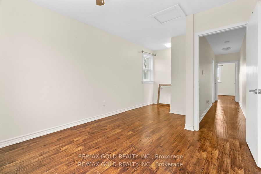 1328 Cawthra Road Property Photo 24