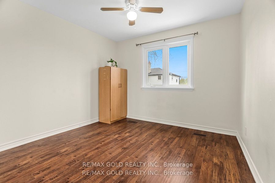 1328 Cawthra Road Property Photo 26