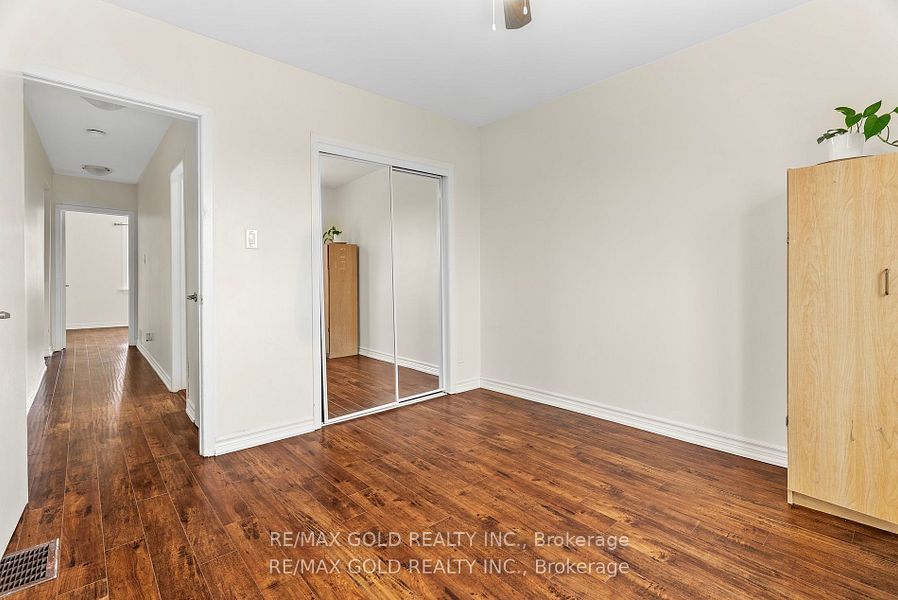 1328 Cawthra Road Property Photo 27
