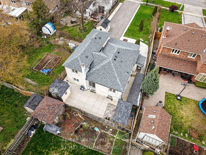 1328 Cawthra Road Property Photo 40