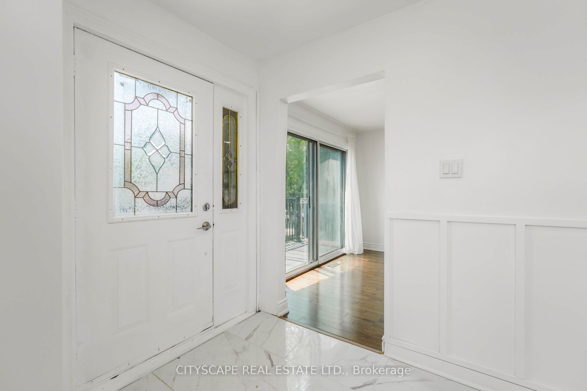 3574 Ellengale Drive Property Photo 2