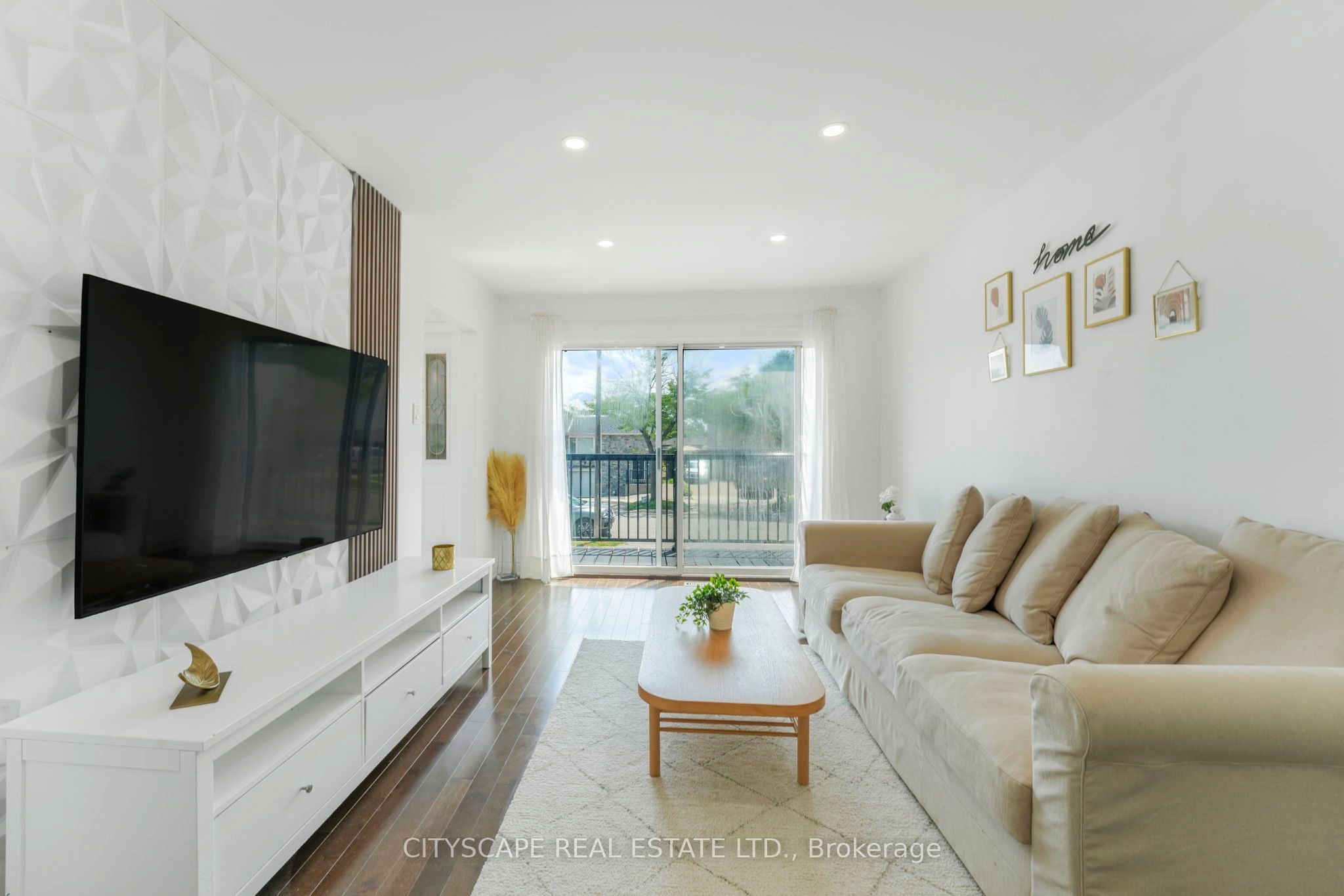 3574 Ellengale Drive Property Photo 7