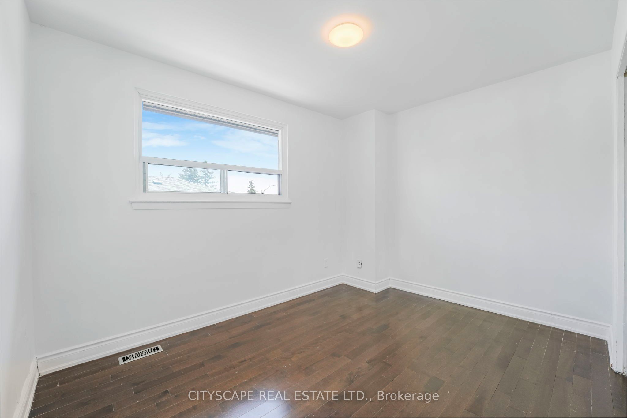 3574 Ellengale Drive Property Photo 13