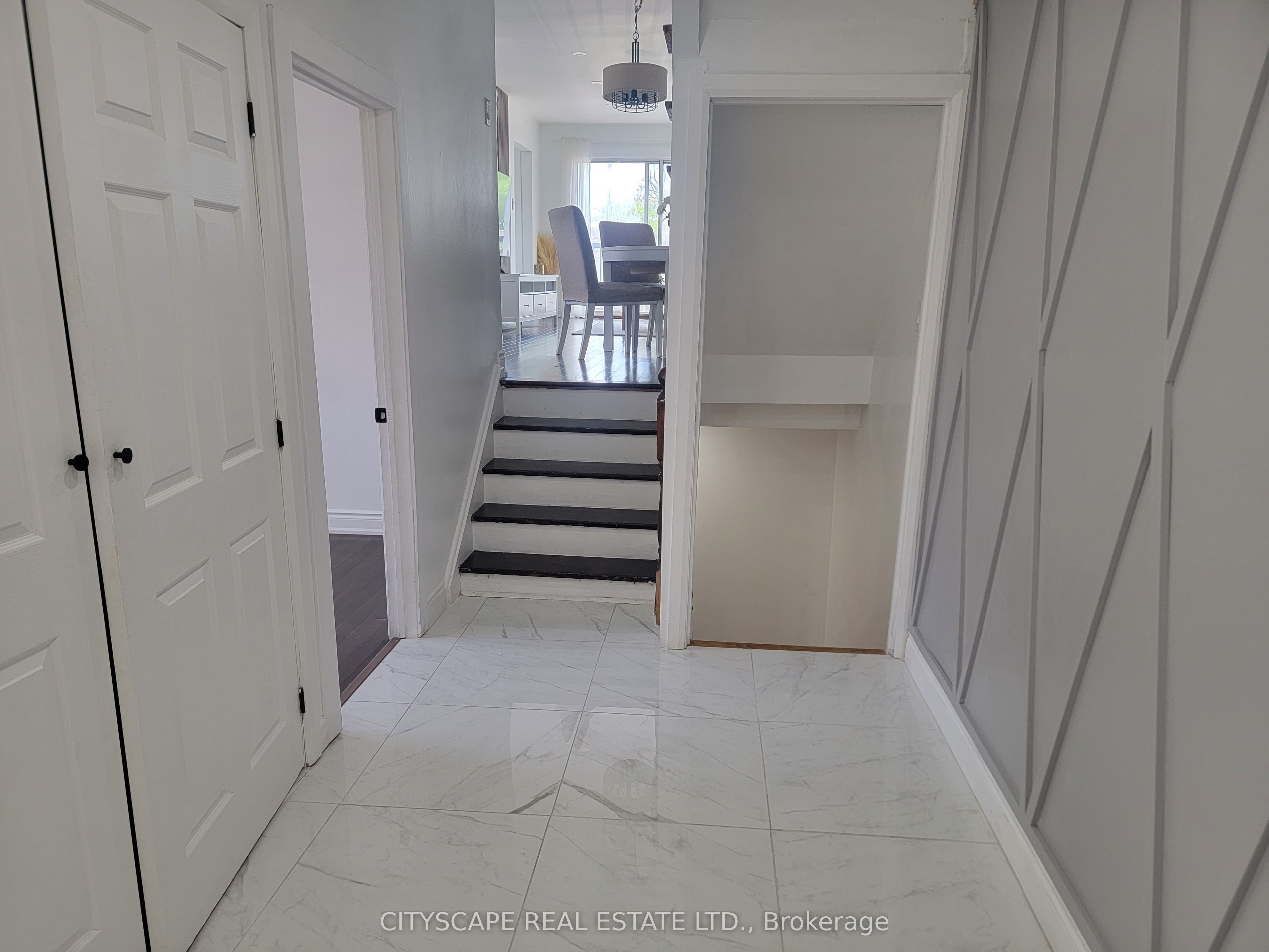 3574 Ellengale Drive Property Photo 16
