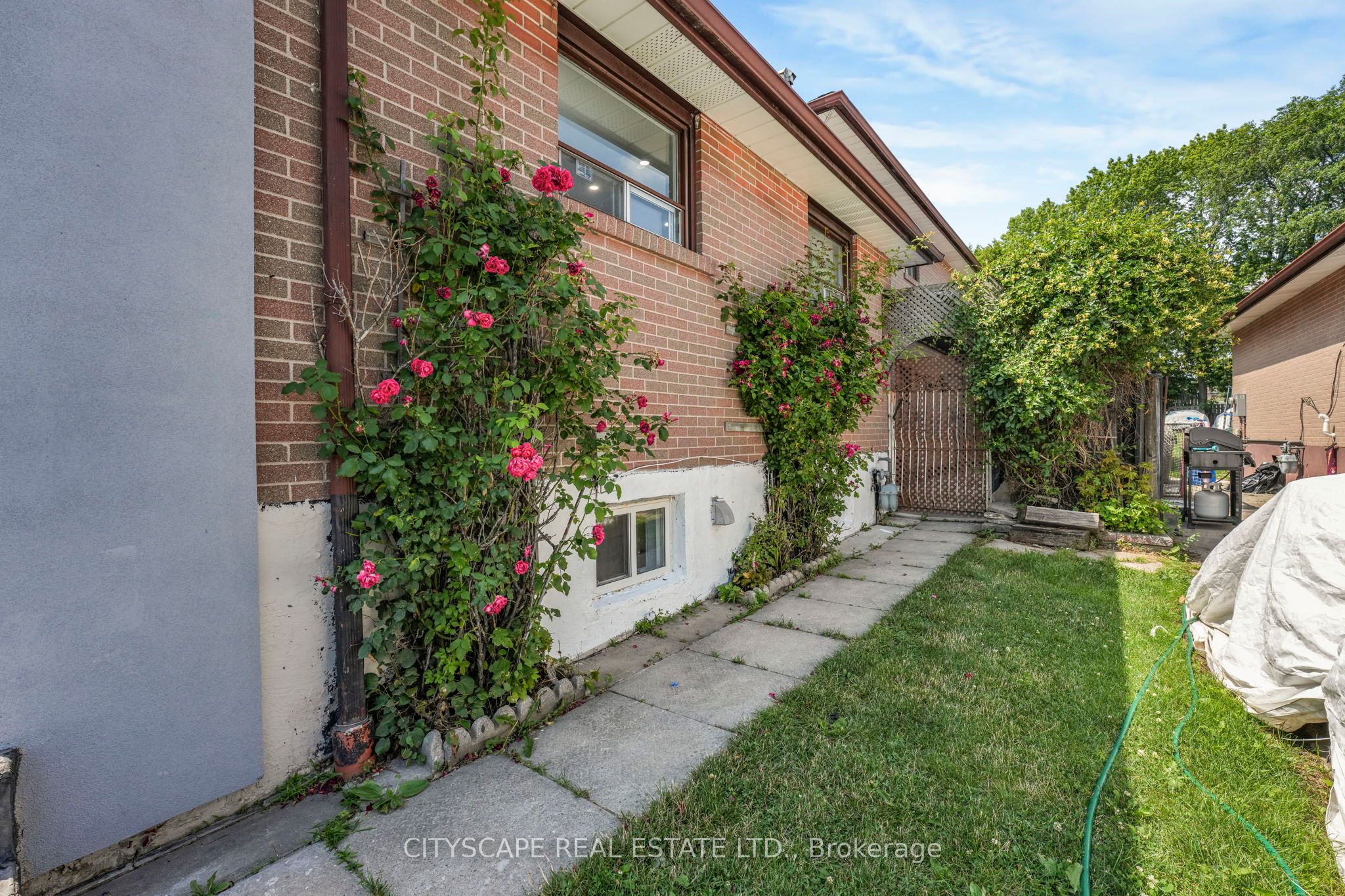 3574 Ellengale Drive Property Photo 43