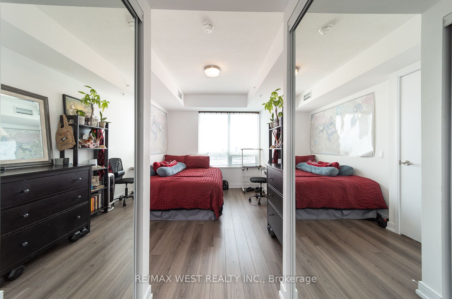 #2608 - 20 Thomas Riley Road Property Photo 18