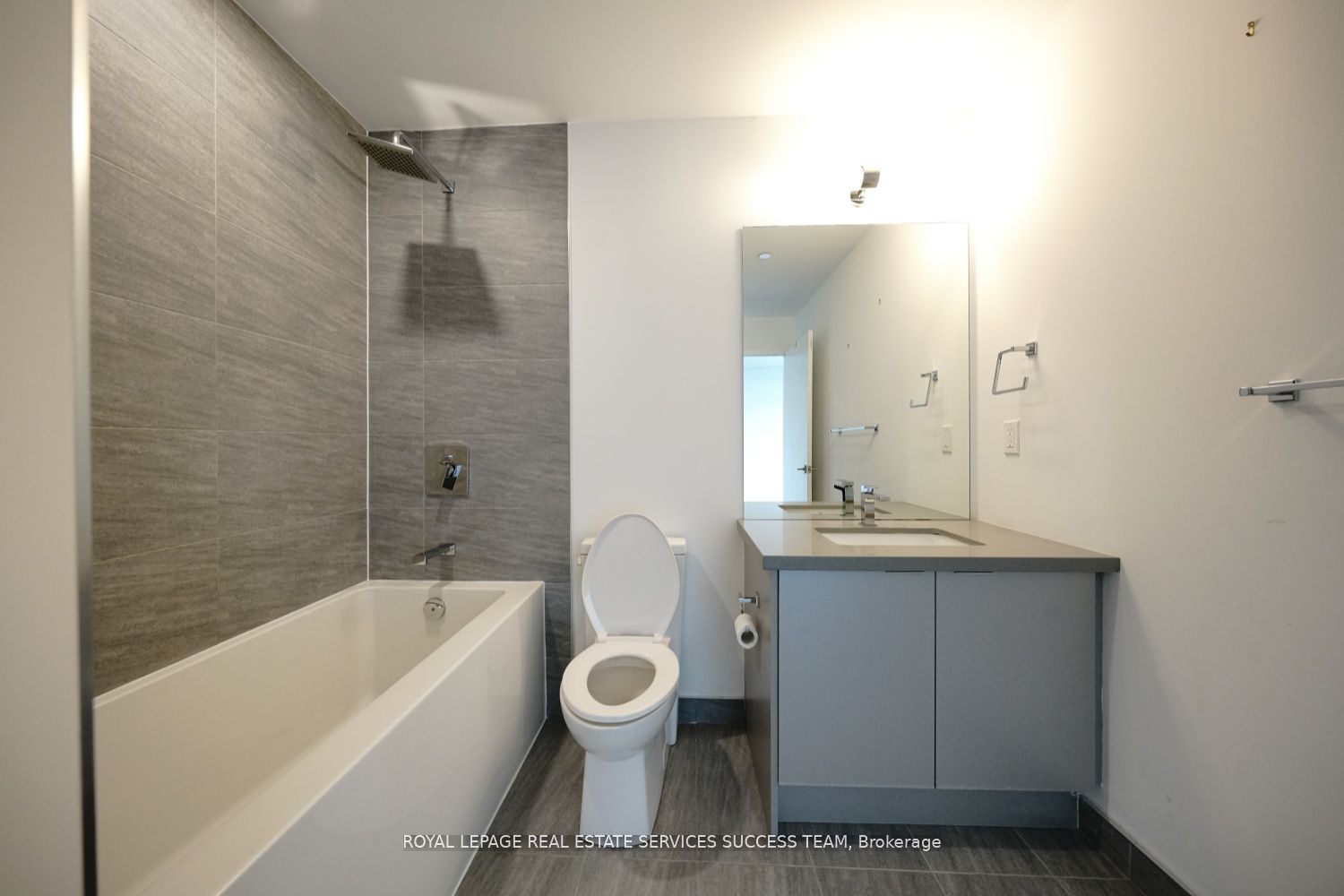 297 Oak Walk Dr Property Photo 15