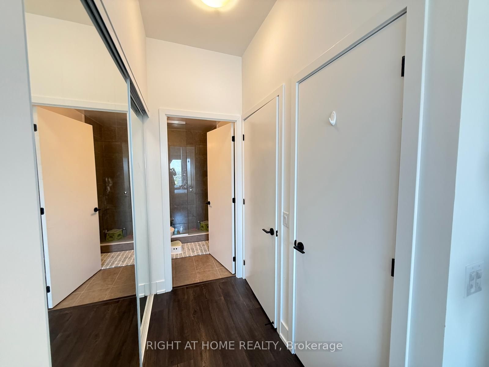 2450 Old Bronte Rd Property Photo 7