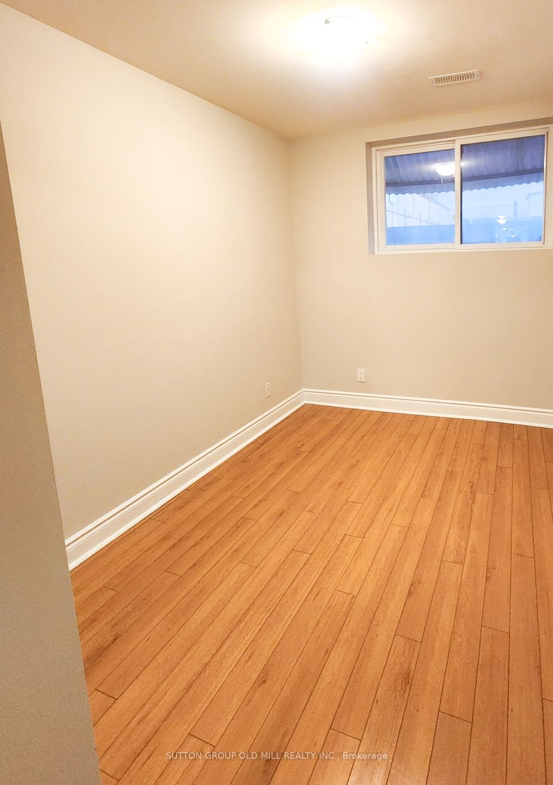 #1 - 62 Murrie Avenue Property Photo 9