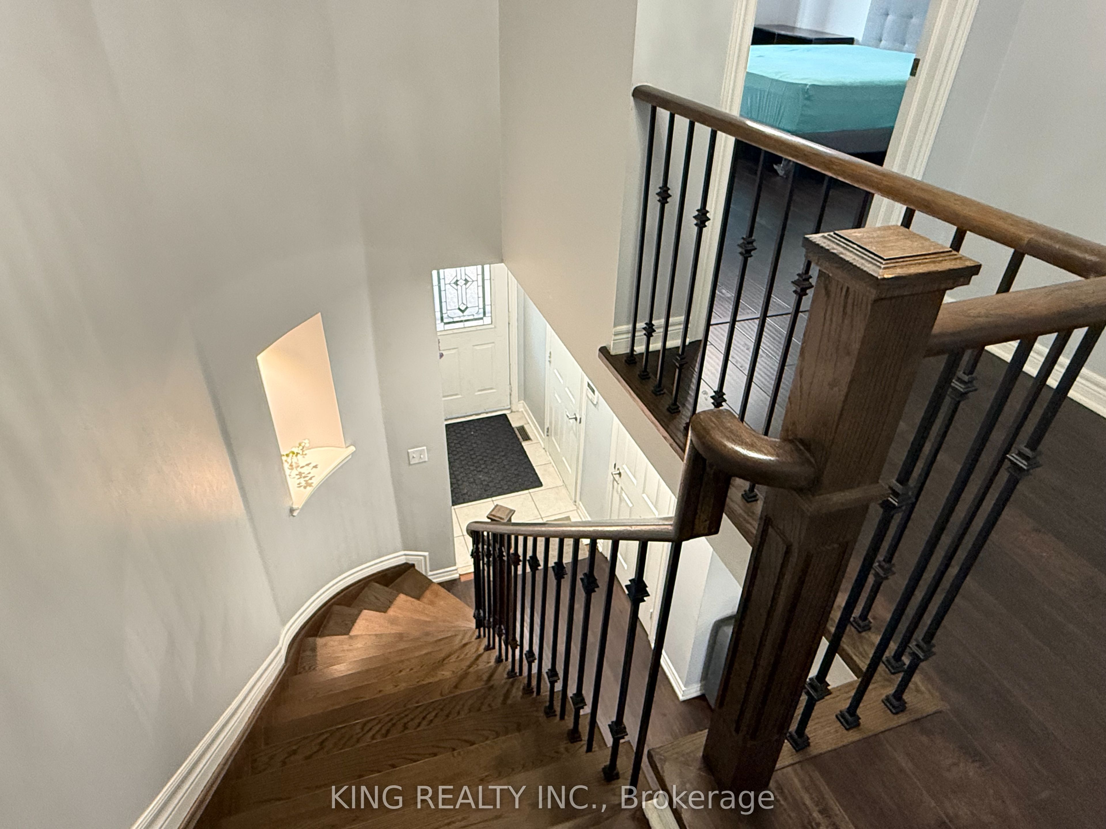 #21 - 21 Eastview Gate Property Photo 18
