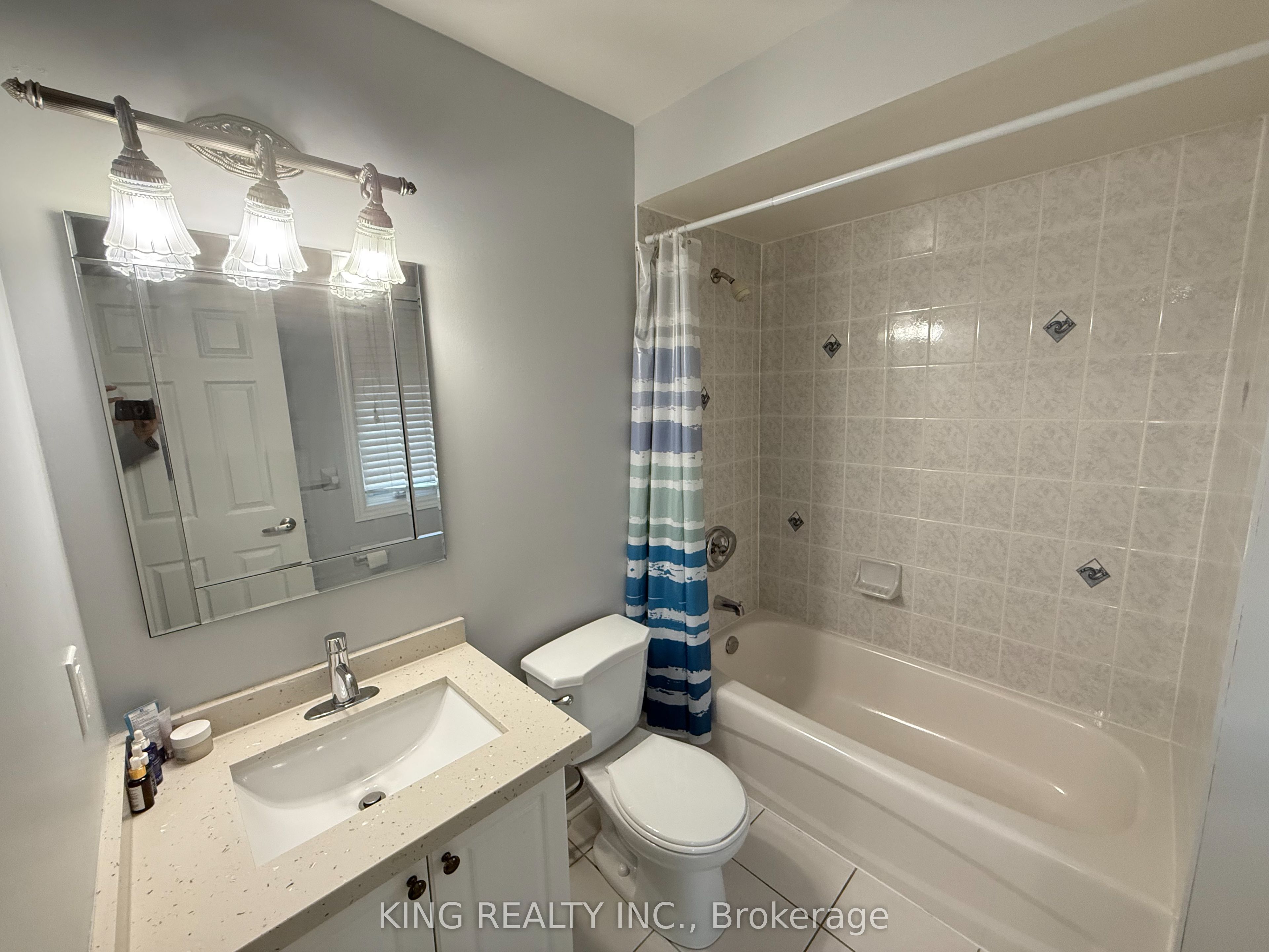 #21 - 21 Eastview Gate Property Photo 19