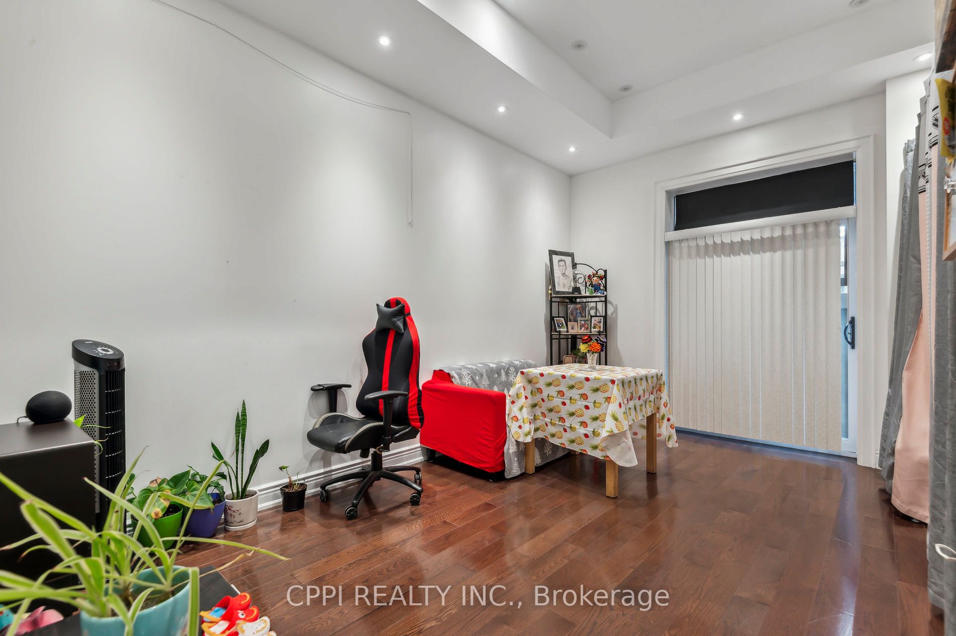 2c Bexley Crescent Property Photo 15