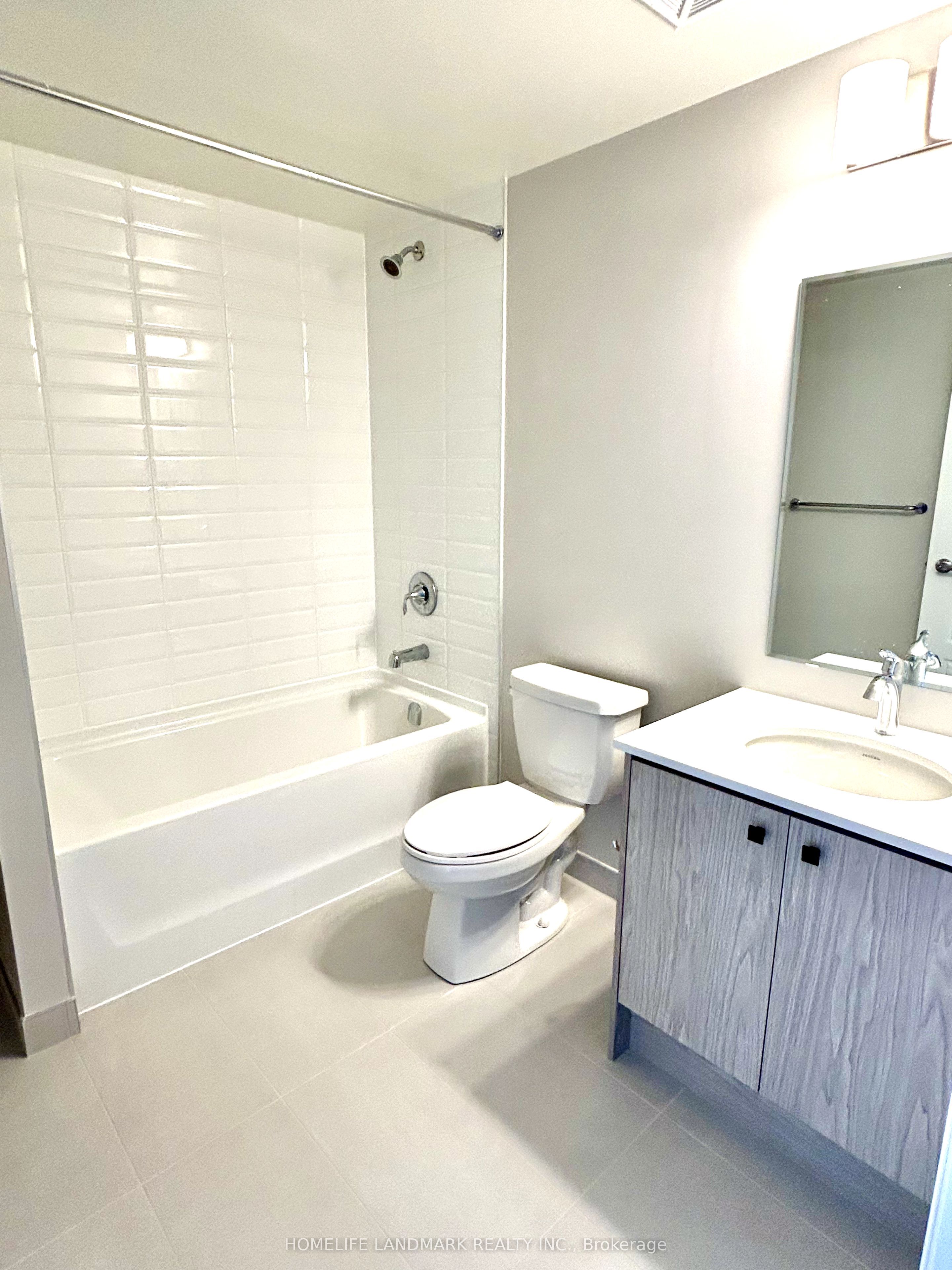 1415 Dundas St E Property Photo 6