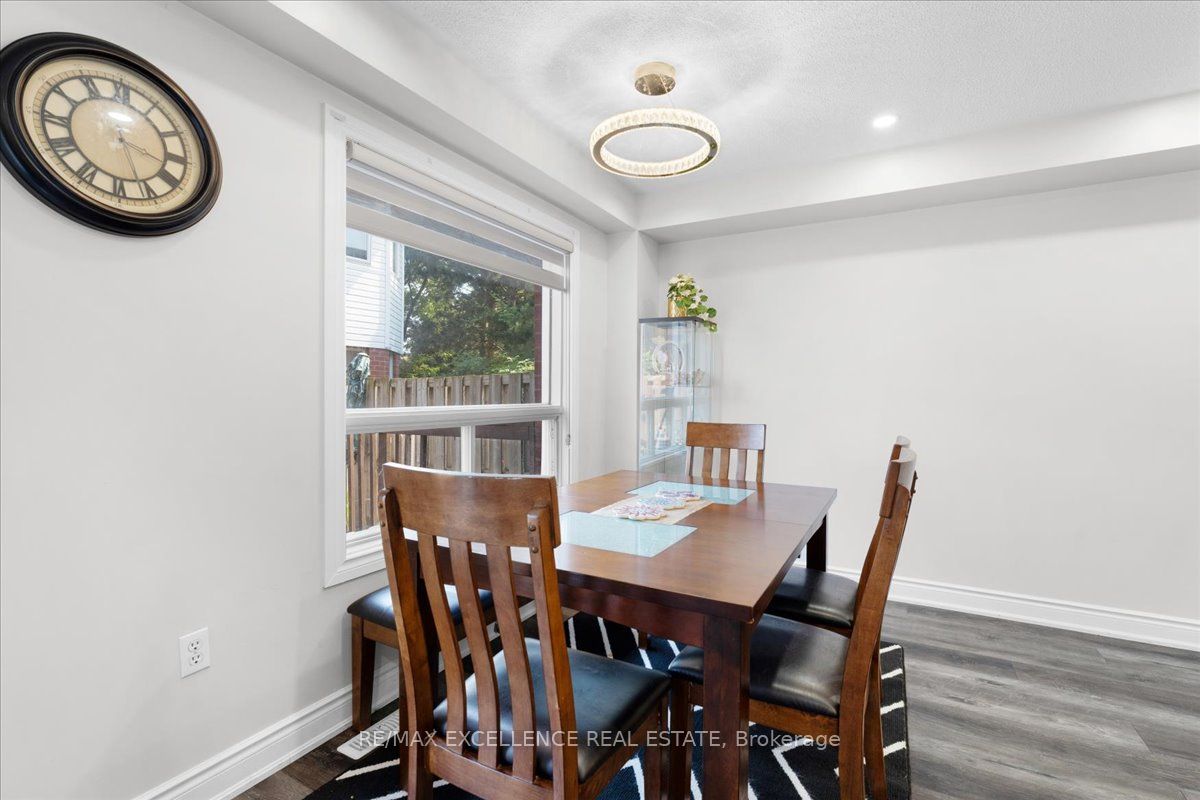 #14 - 1240 Westview Terrace Property Photo 8
