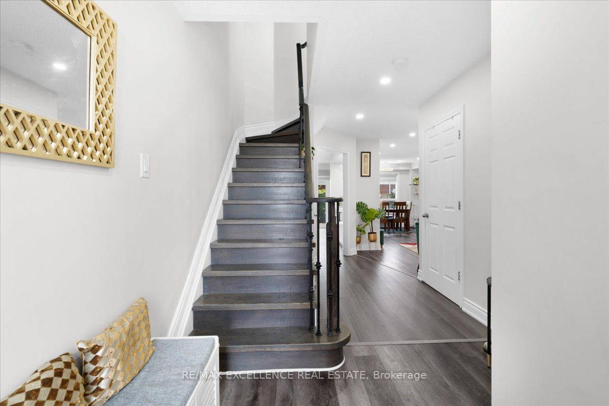#14 - 1240 Westview Terrace Property Photo 12
