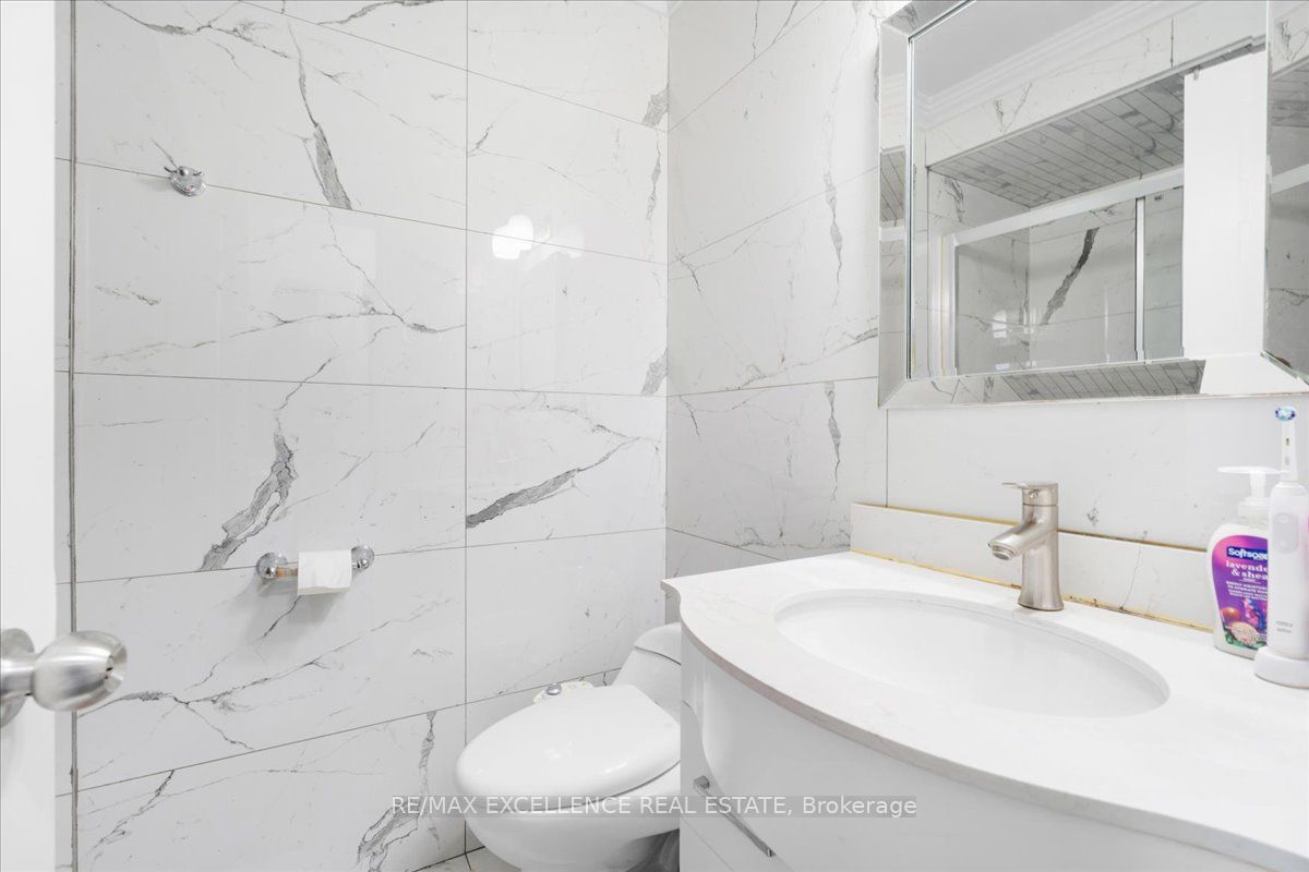 #14 - 1240 Westview Terrace Property Photo 19