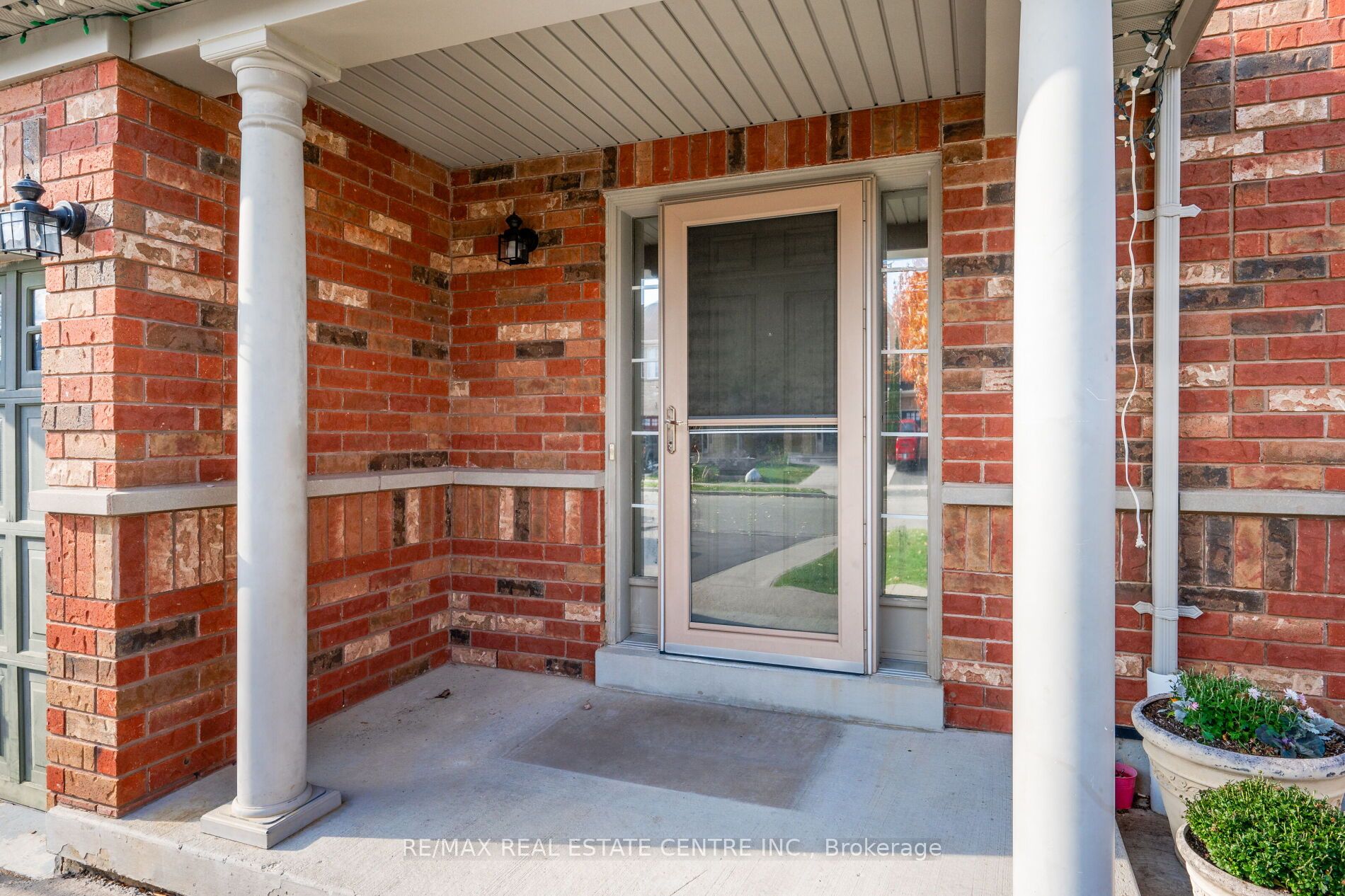 37 Hollingsworth Cir Property Photo 3