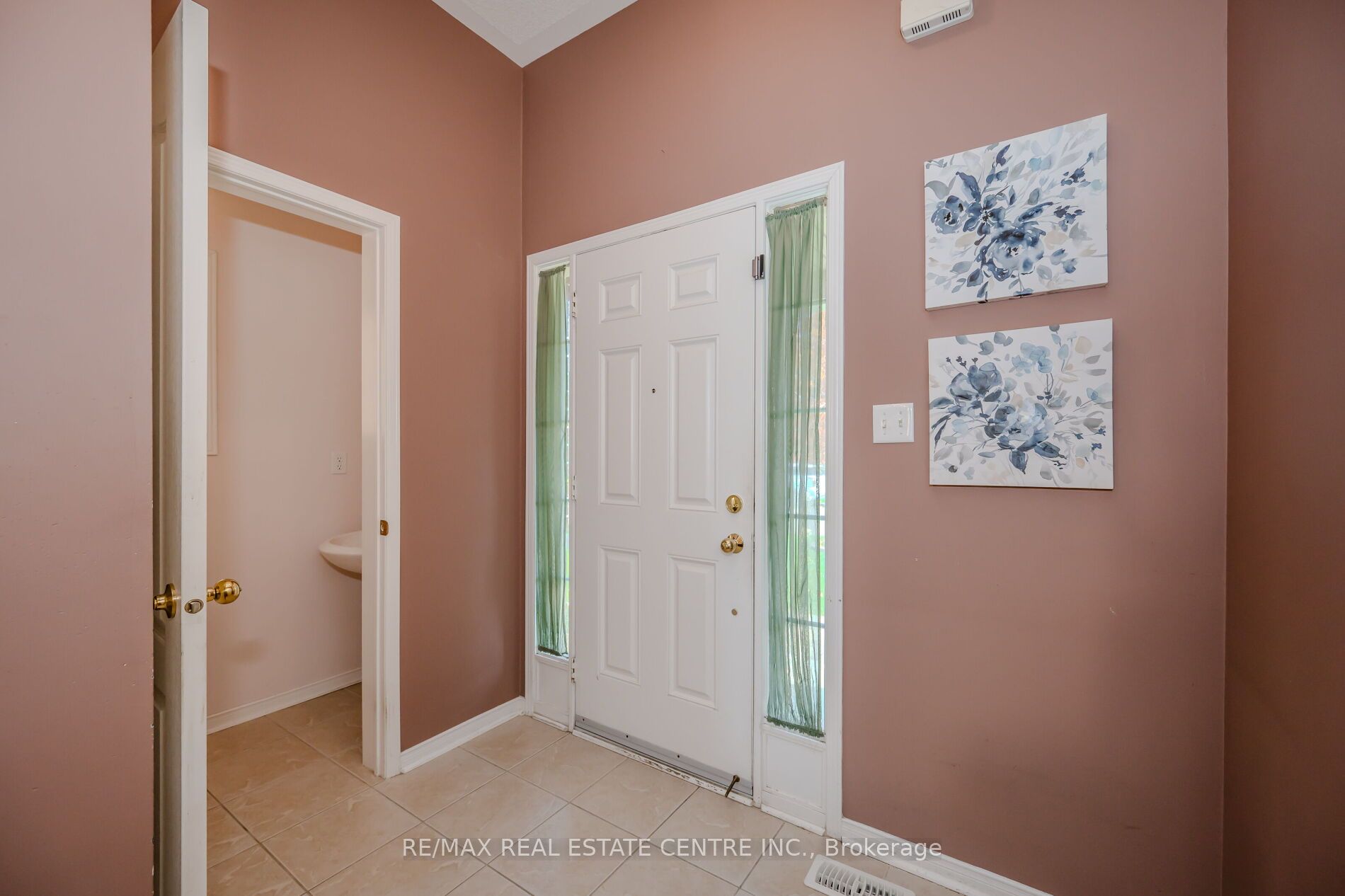 37 Hollingsworth Cir Property Photo 4