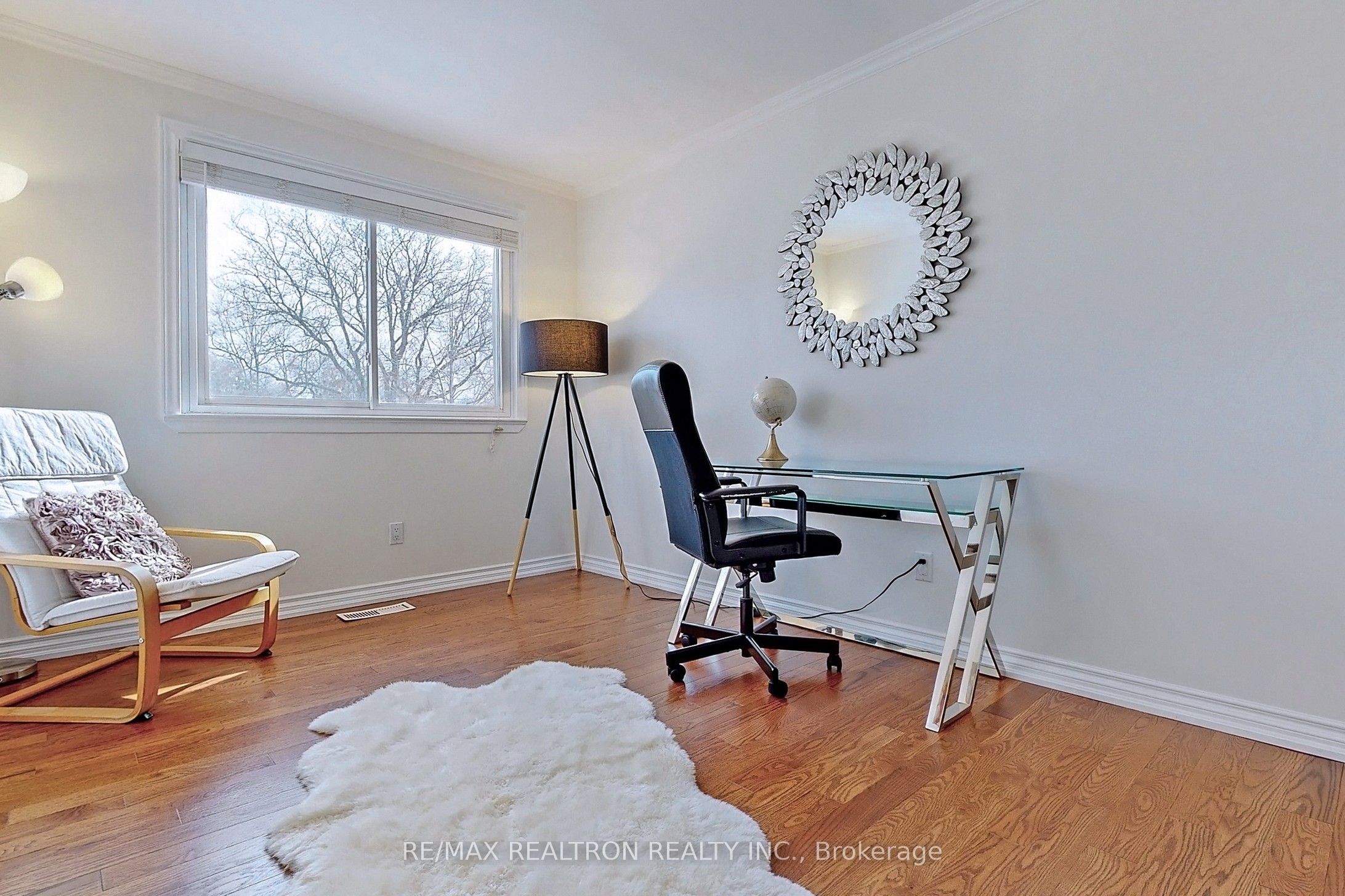 4195 Sutherland Cres Property Photo 19