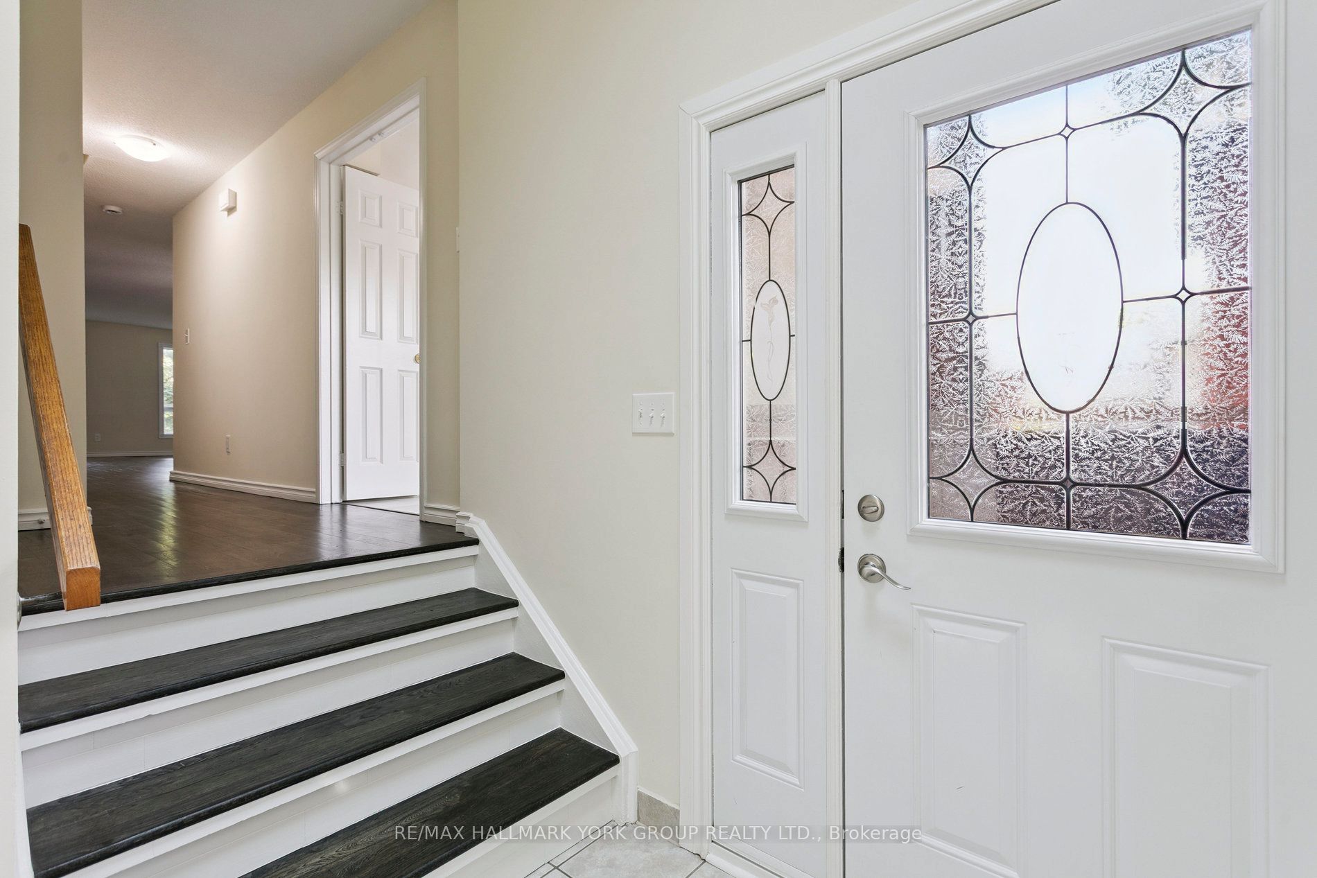 #6 - 51 John Street Property Photo 7