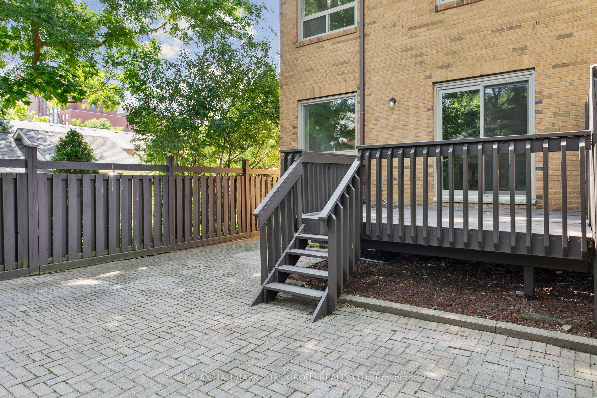 #6 - 51 John Street Property Photo 42