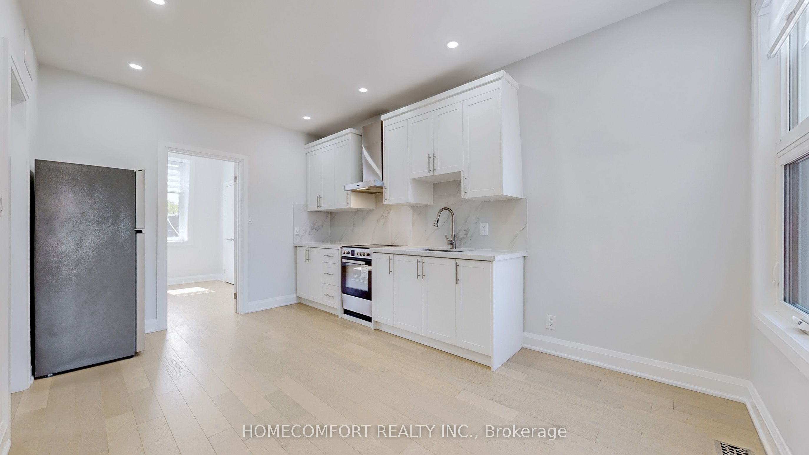 #upper - 217 Osler Street Property Photo 3