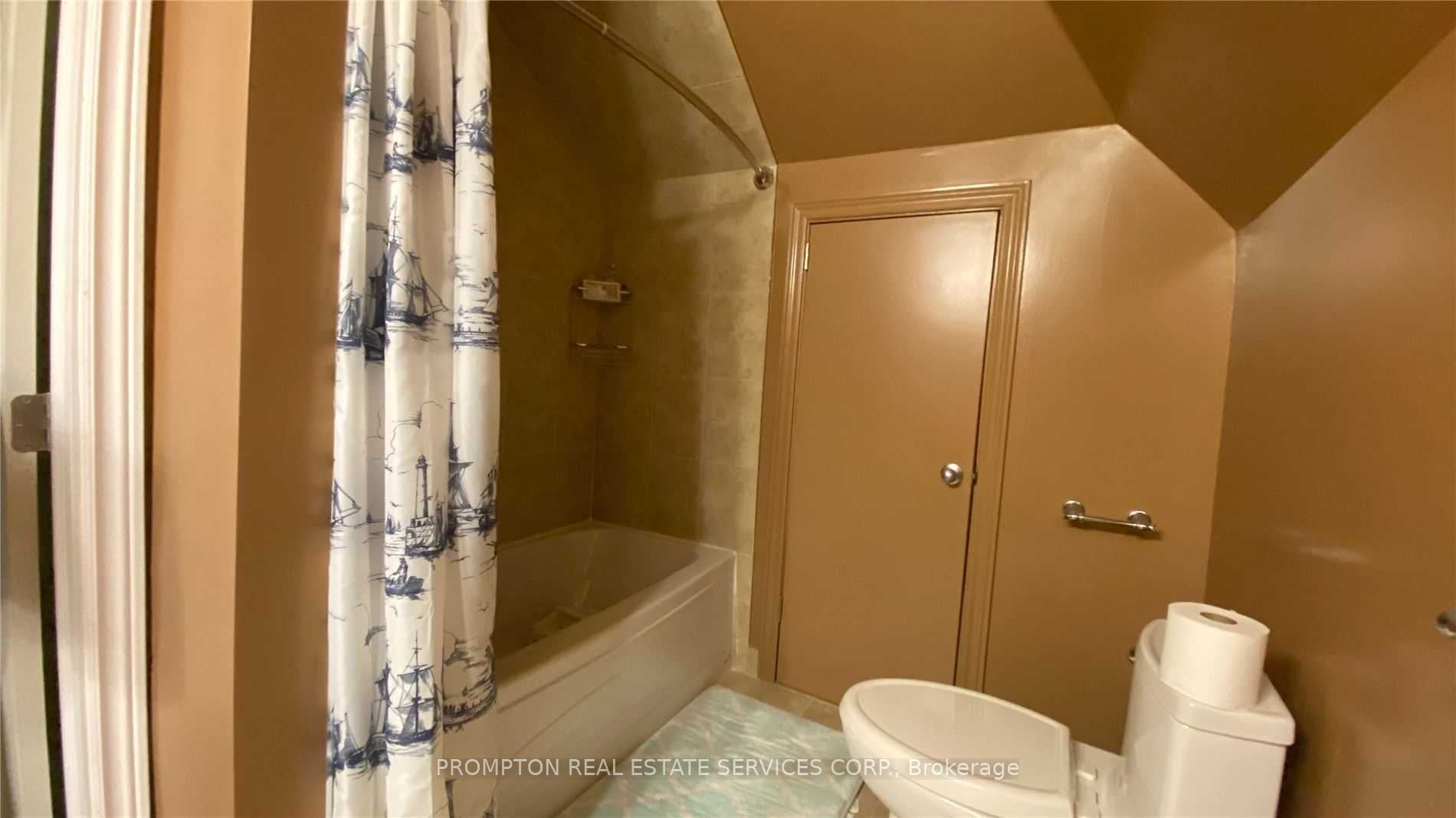 1761 The Loft Property Photo 13