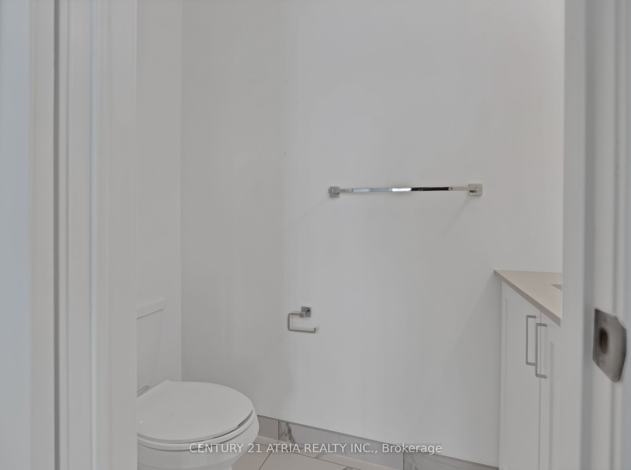 1070 Douglas Mccurdy Common 224 Property Photo 17