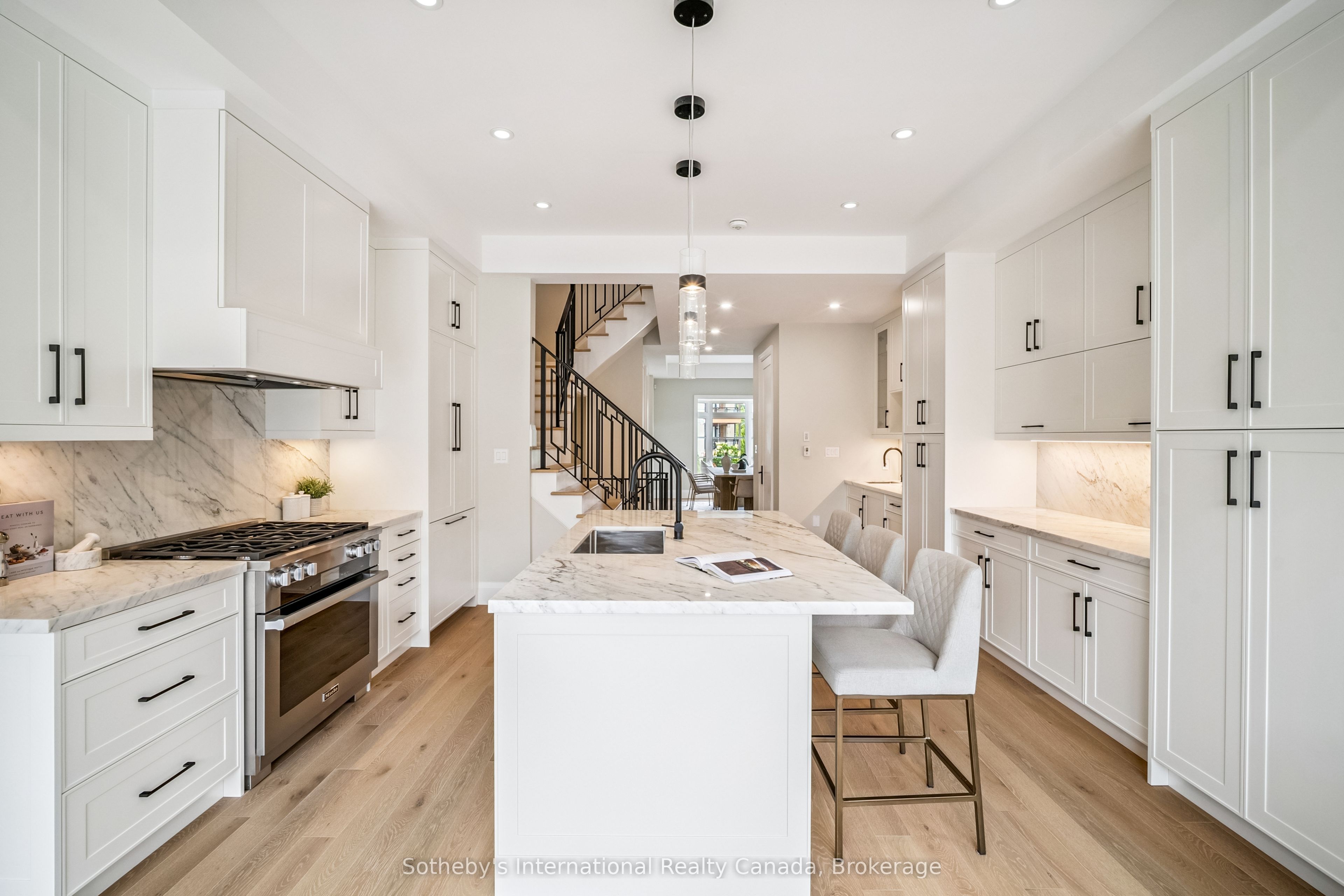 249 Rebecca Street Property Photo 12