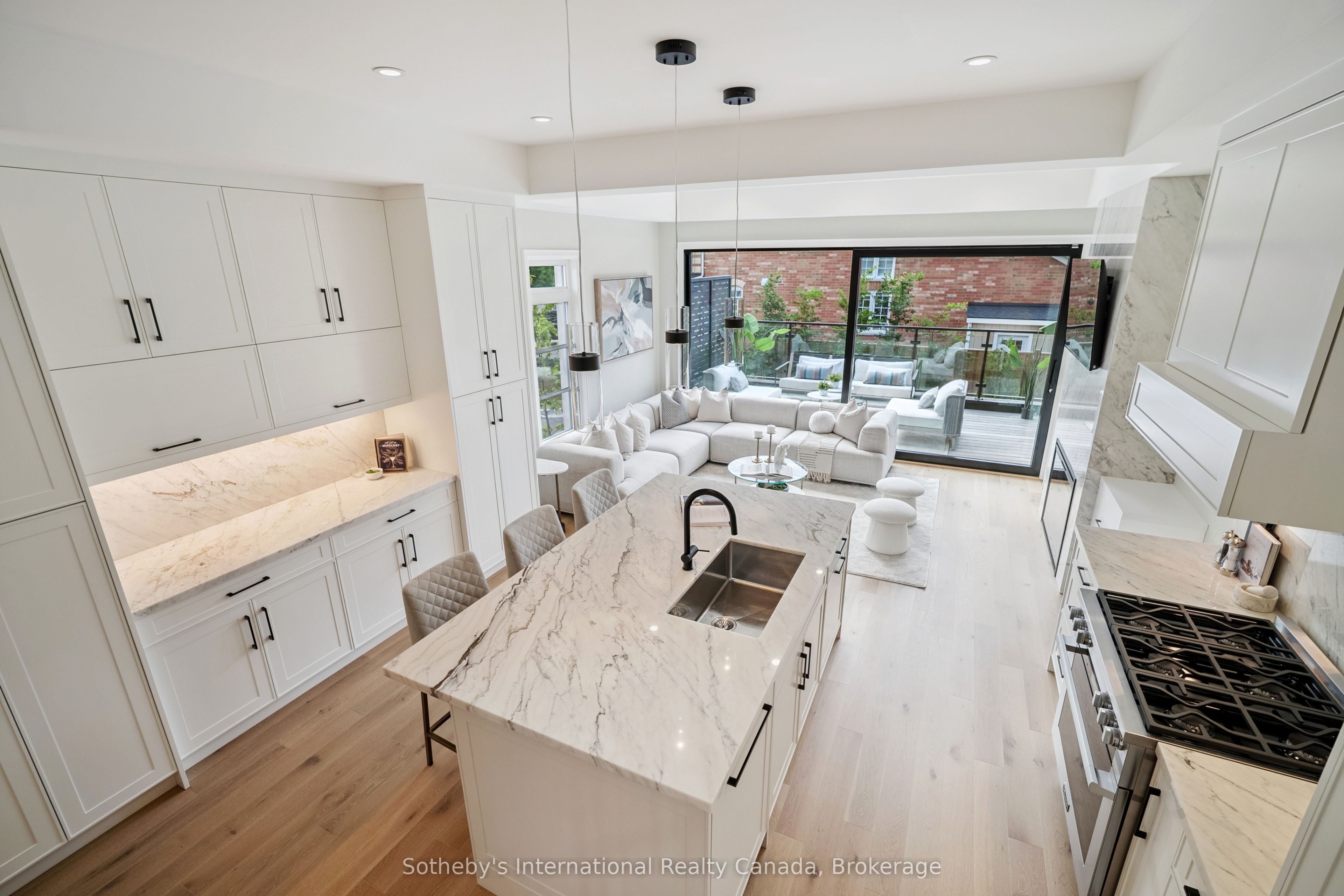 249 Rebecca Street Property Photo 15