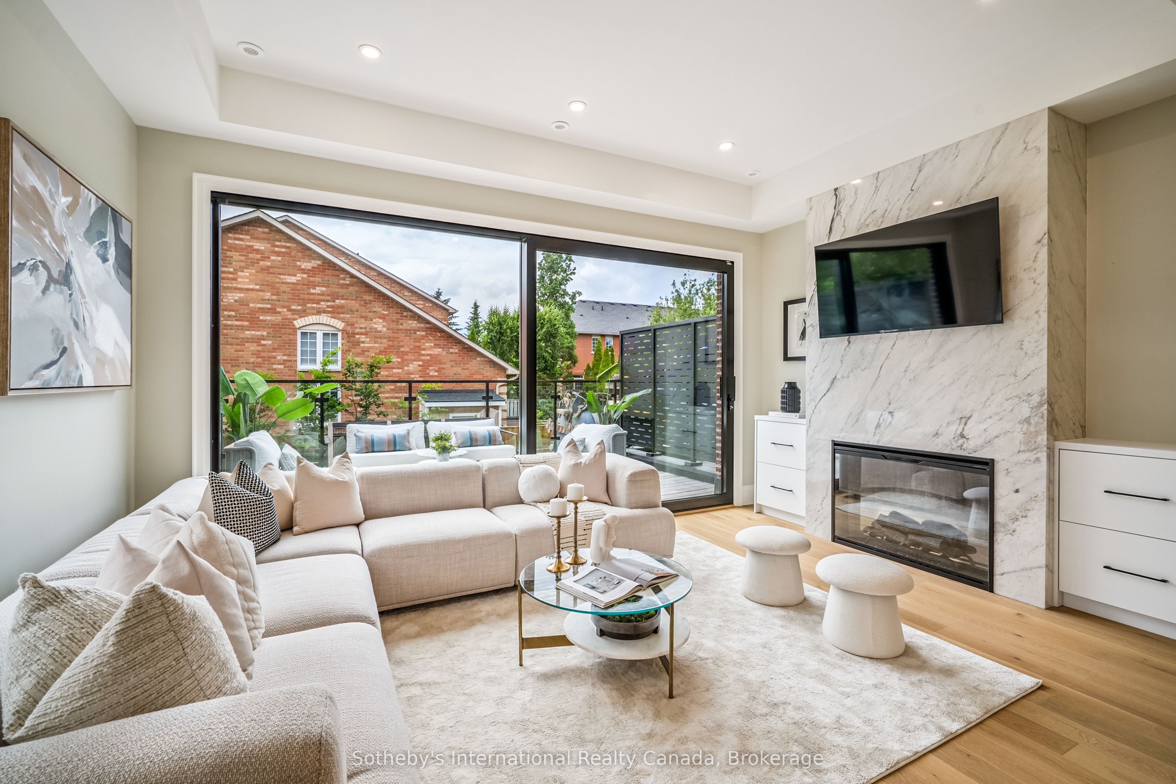 249 Rebecca Street Property Photo 18