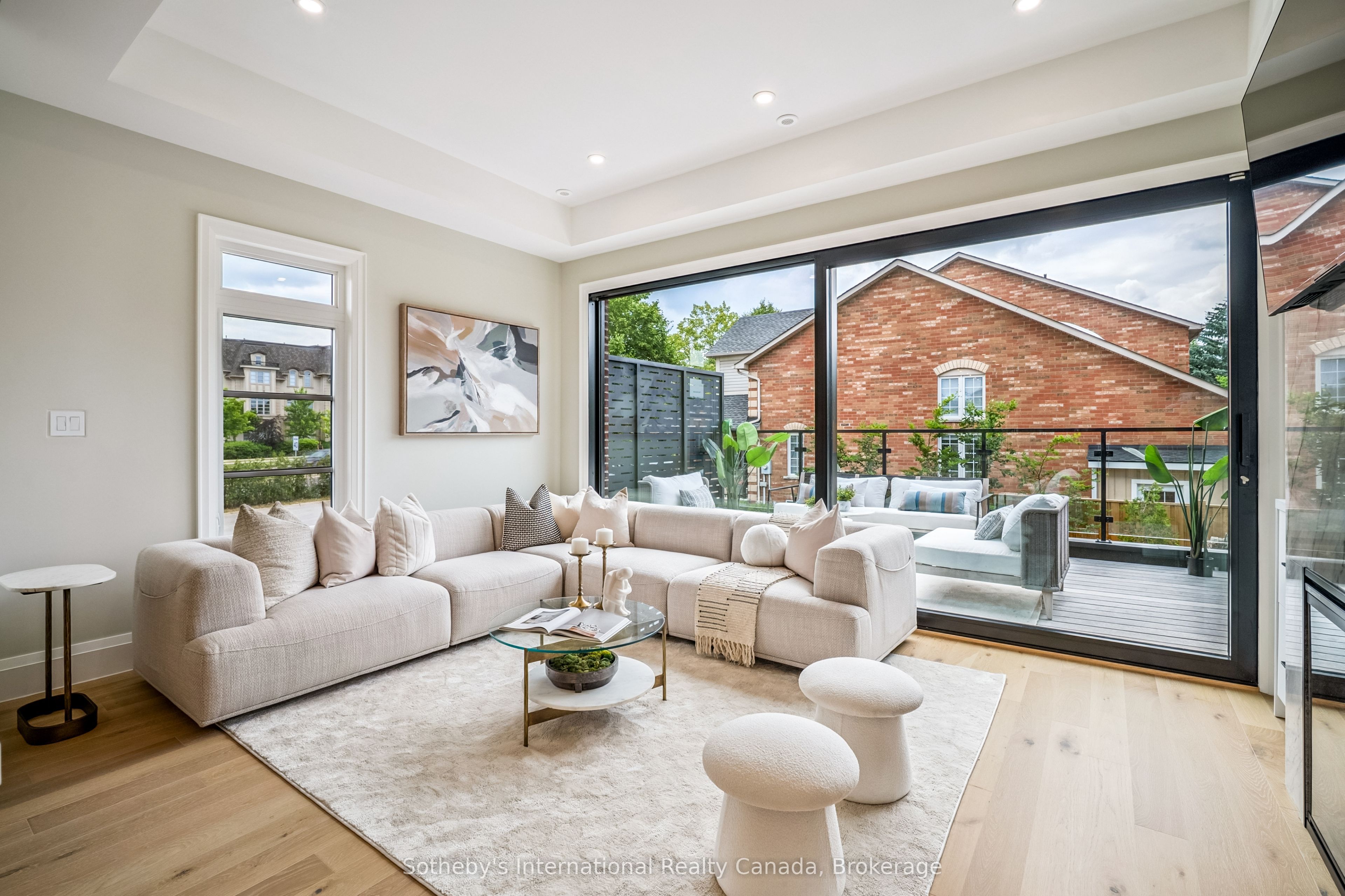 249 Rebecca Street Property Photo 19