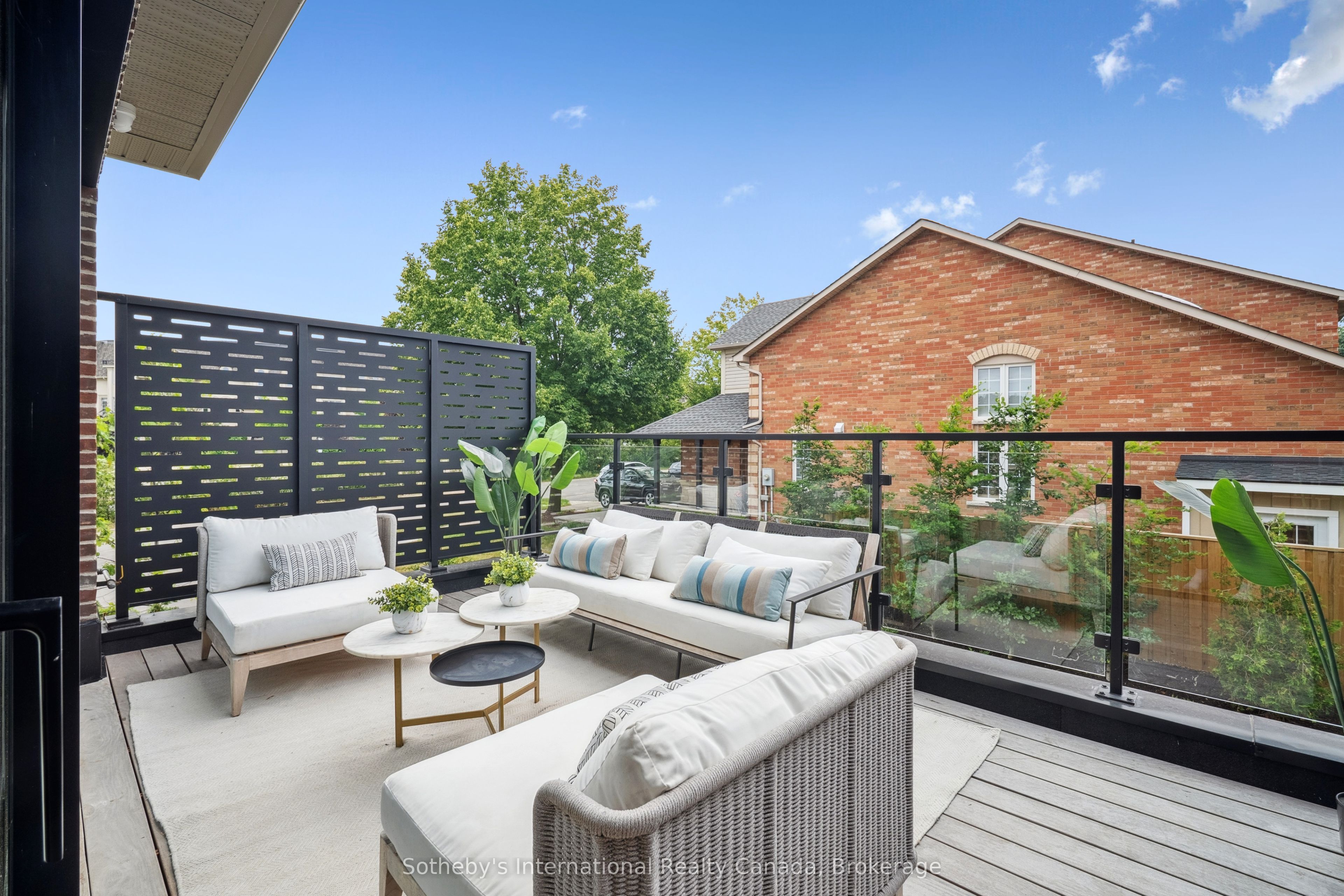 249 Rebecca Street Property Photo 20